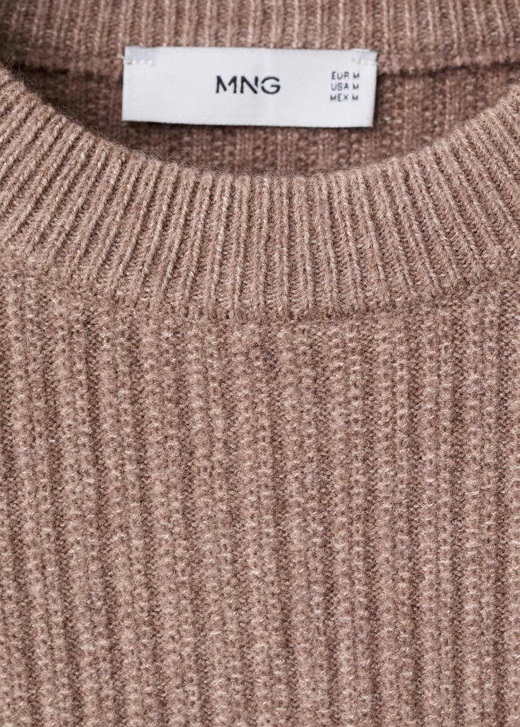 Knitted ribbed sweater — Medium Brown