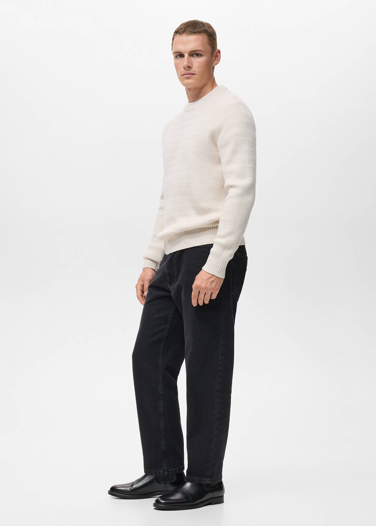 Structured knitted sweater — Off White