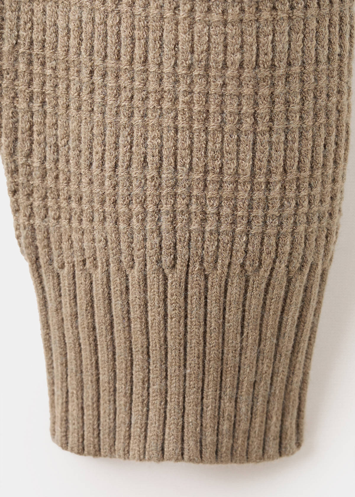 Structured knitted sweater — Medium Brown