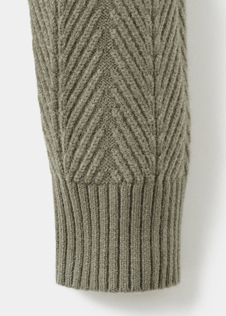 Herringbone structured sweater — Pastel Green