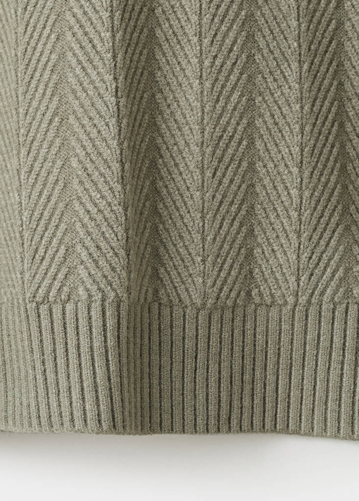 Herringbone structured sweater — Pastel Green