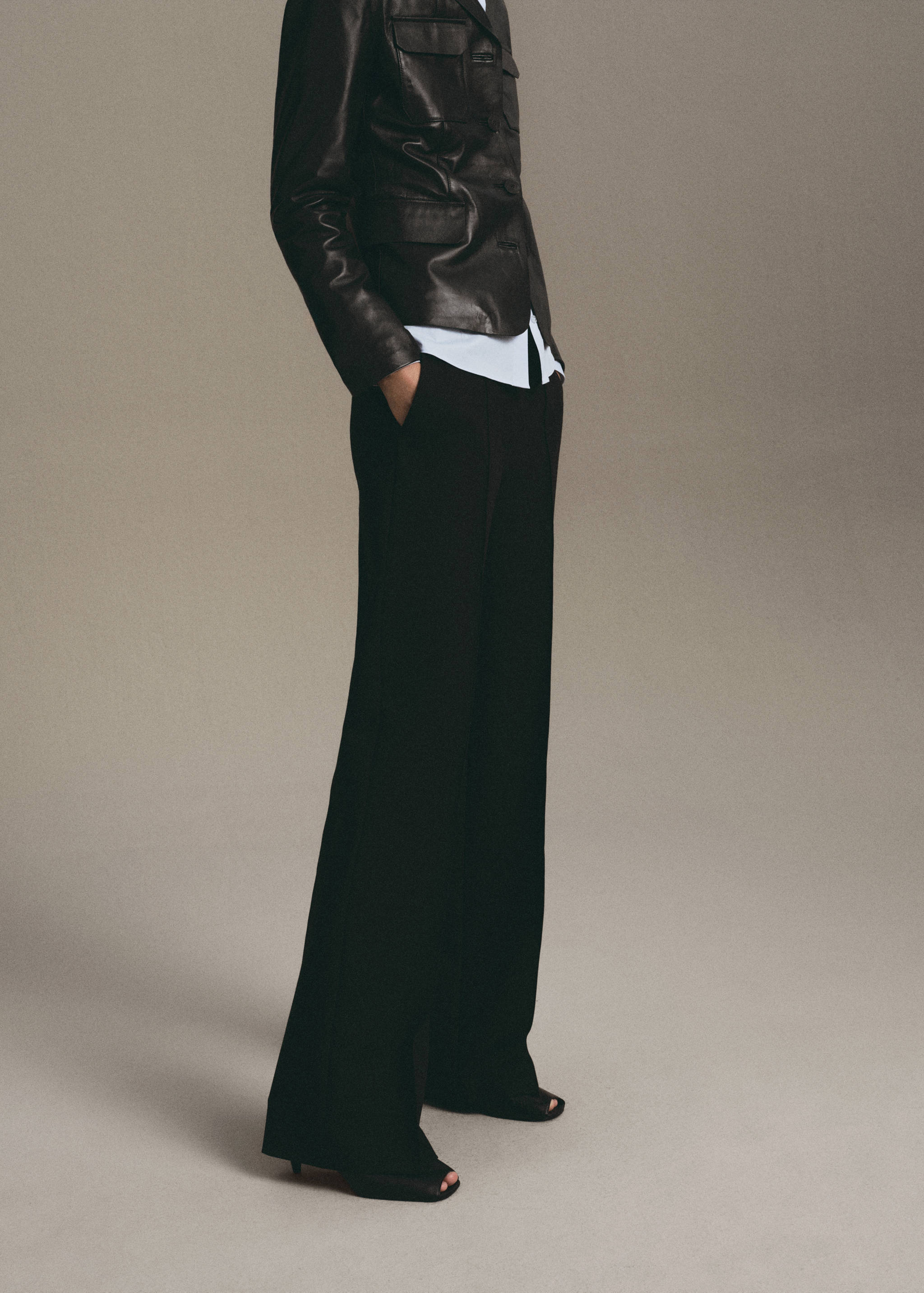 กางเกงขายาวทรงตรงดีเทลตะเข็บ - เครื่องบินขนาดกลาง