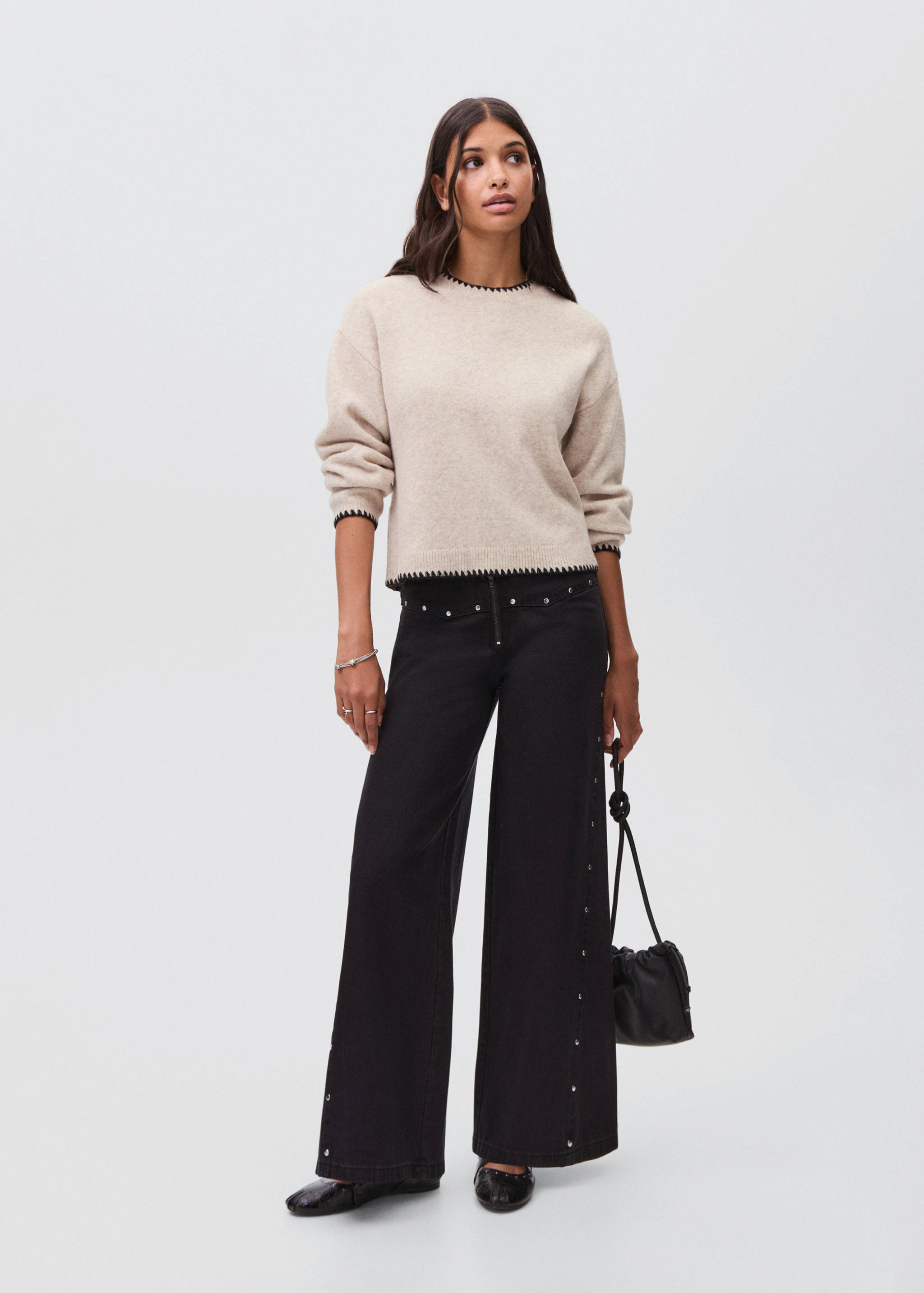 Knit embroidered sweater - General plane