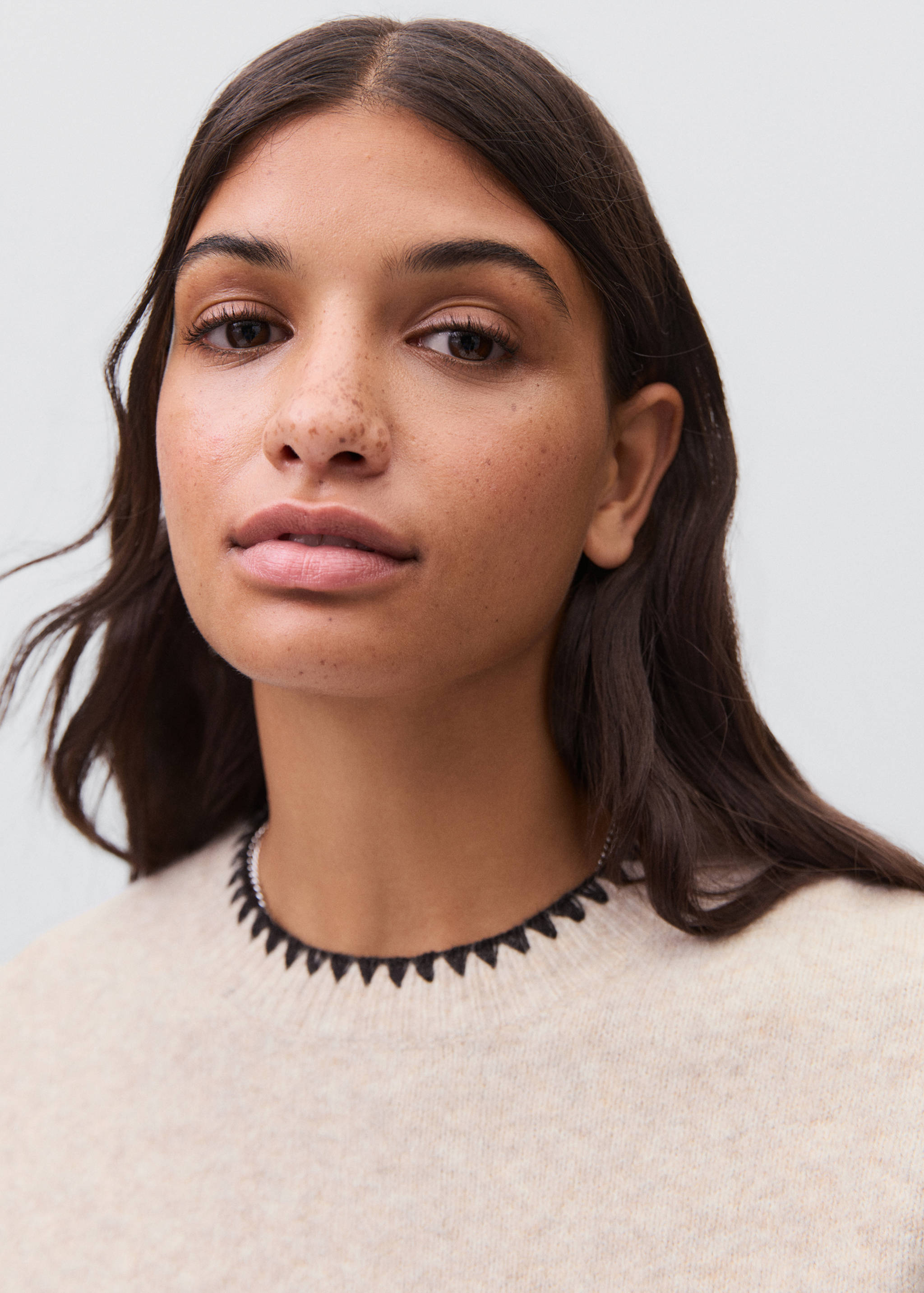 Knit embroidered sweater - Details of the article 1