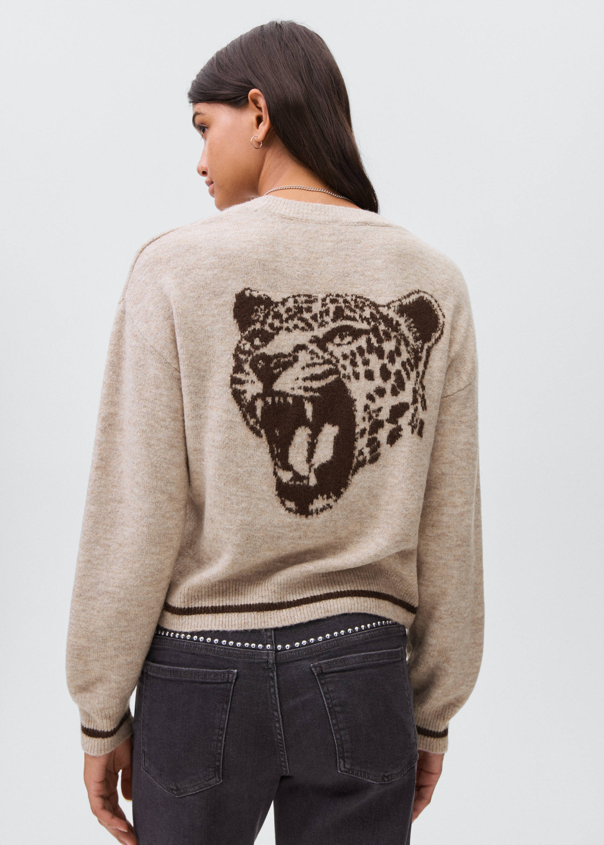 Tiger print sweater - Reverse of the article