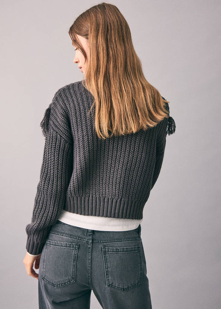 Fringes knit sweater — Charcoal
