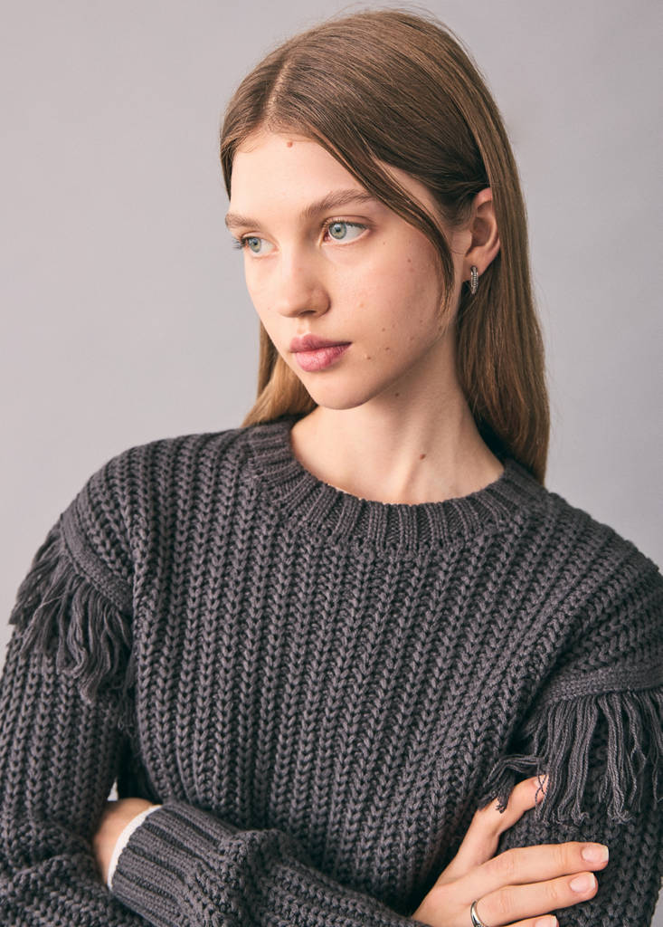 Fringes knit sweater — Charcoal