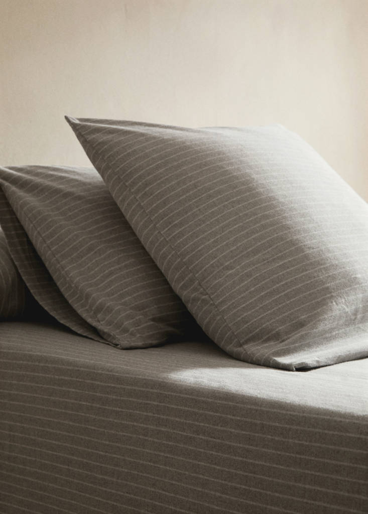MANGO HOME - Taie d'oreiller en coton flanelle avec fils mélangés et fines rayures 45x110 cm gris - 45x110cm