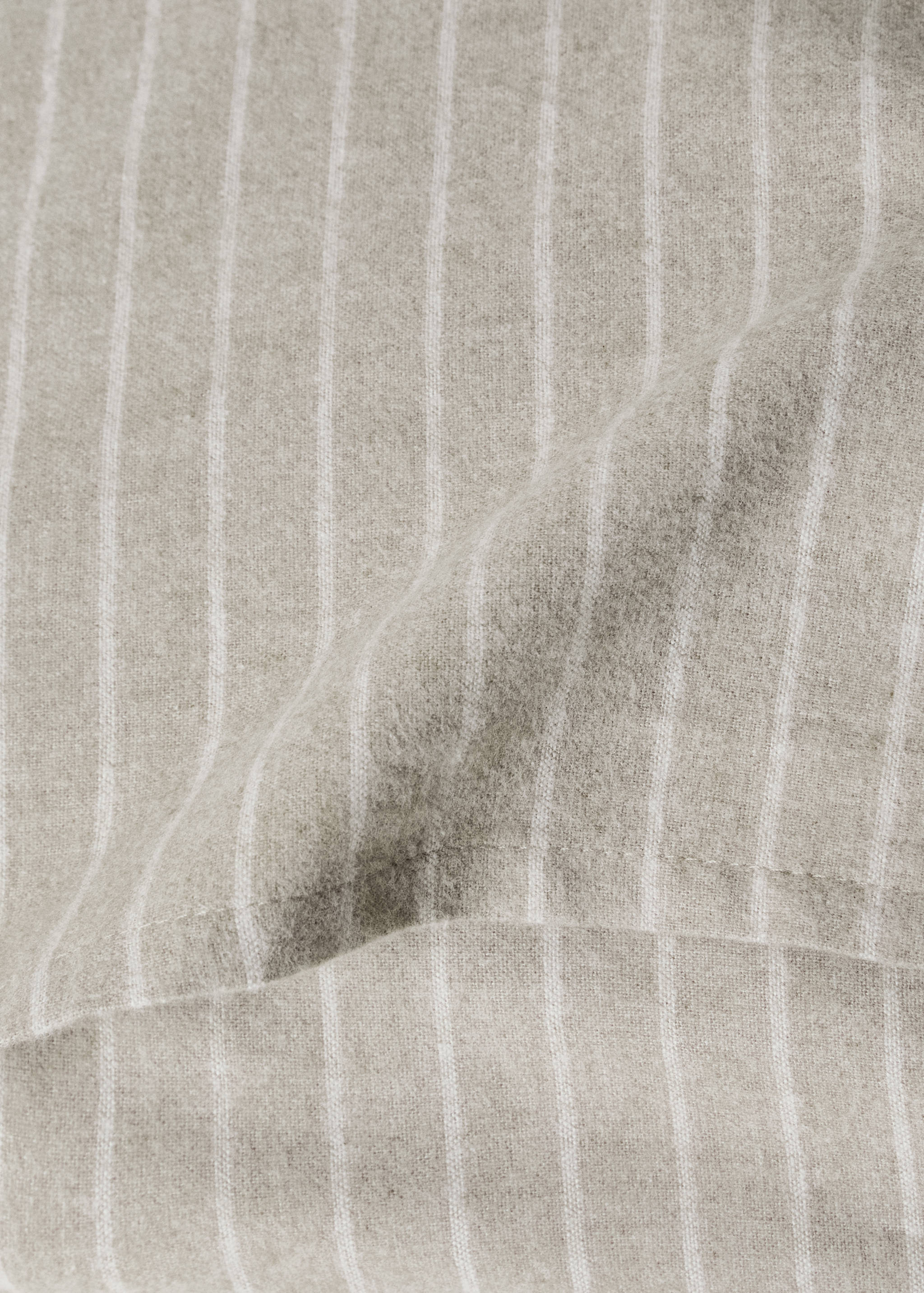 Two cotton flannel pillowcases with melange threads and fine stripes, 50x75cm - Details of the article 2