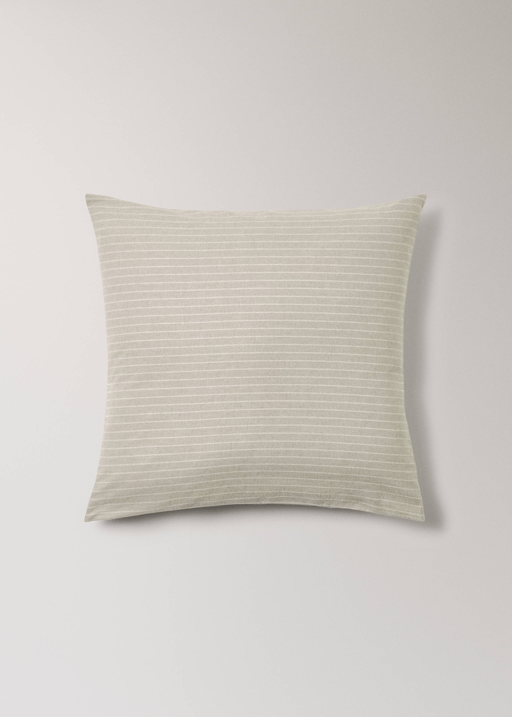 Finstripet putetrekk i melange bomullflanell, 60x60 cm - Artikkel uten modell