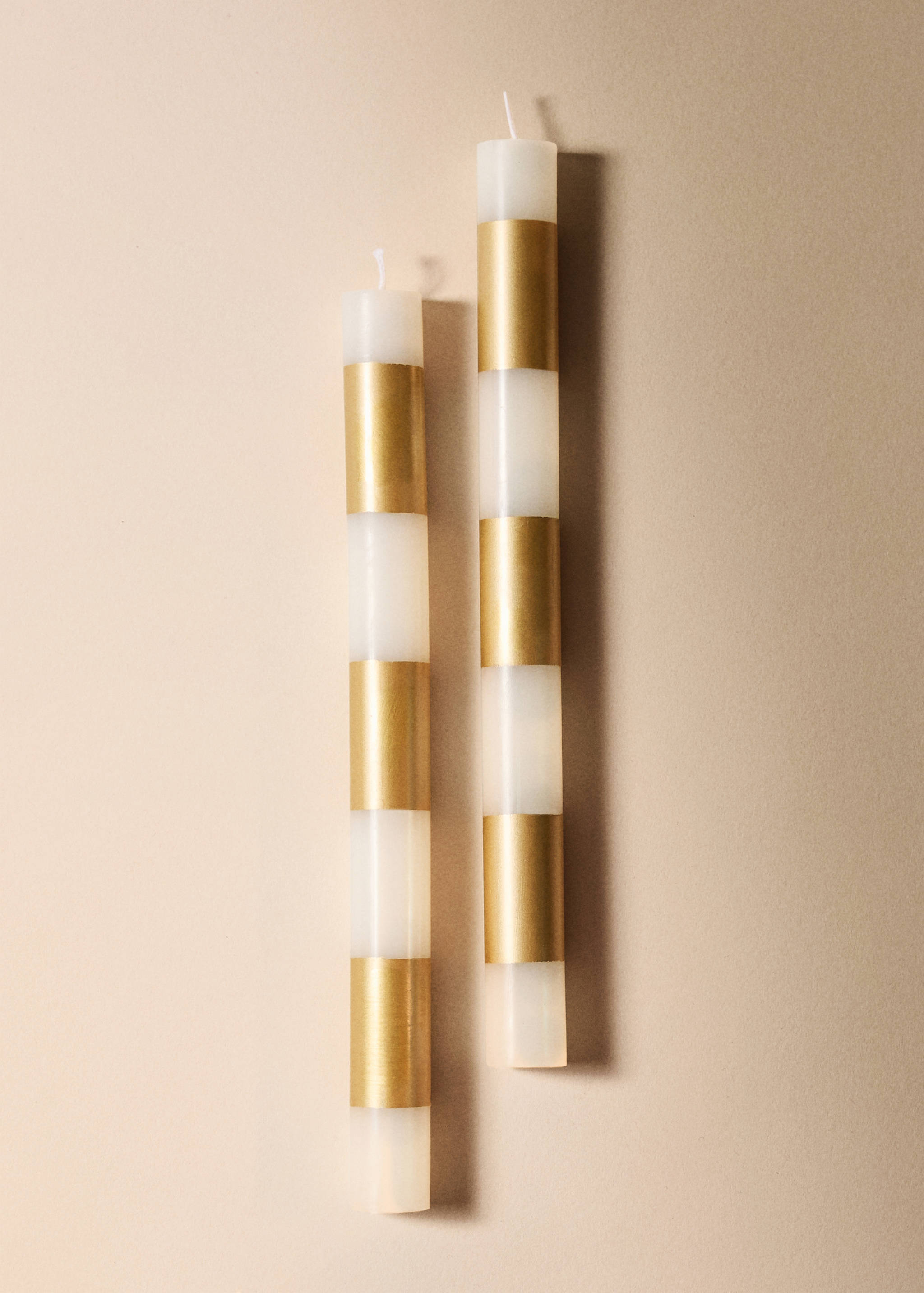 Decoratieve kaarsen met afwisselende strepen - Overzichtstekening