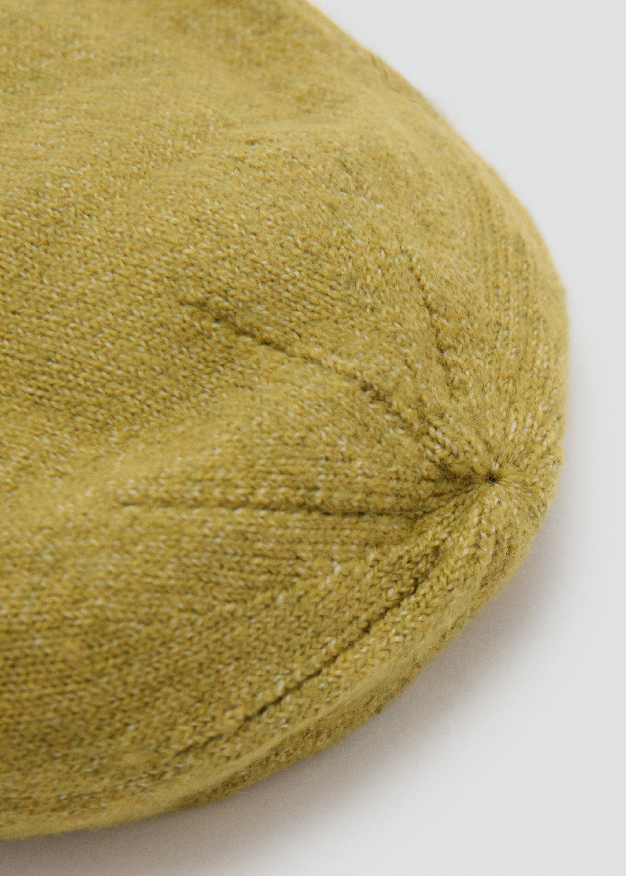 Knitted bonnet - Details of the article 1
