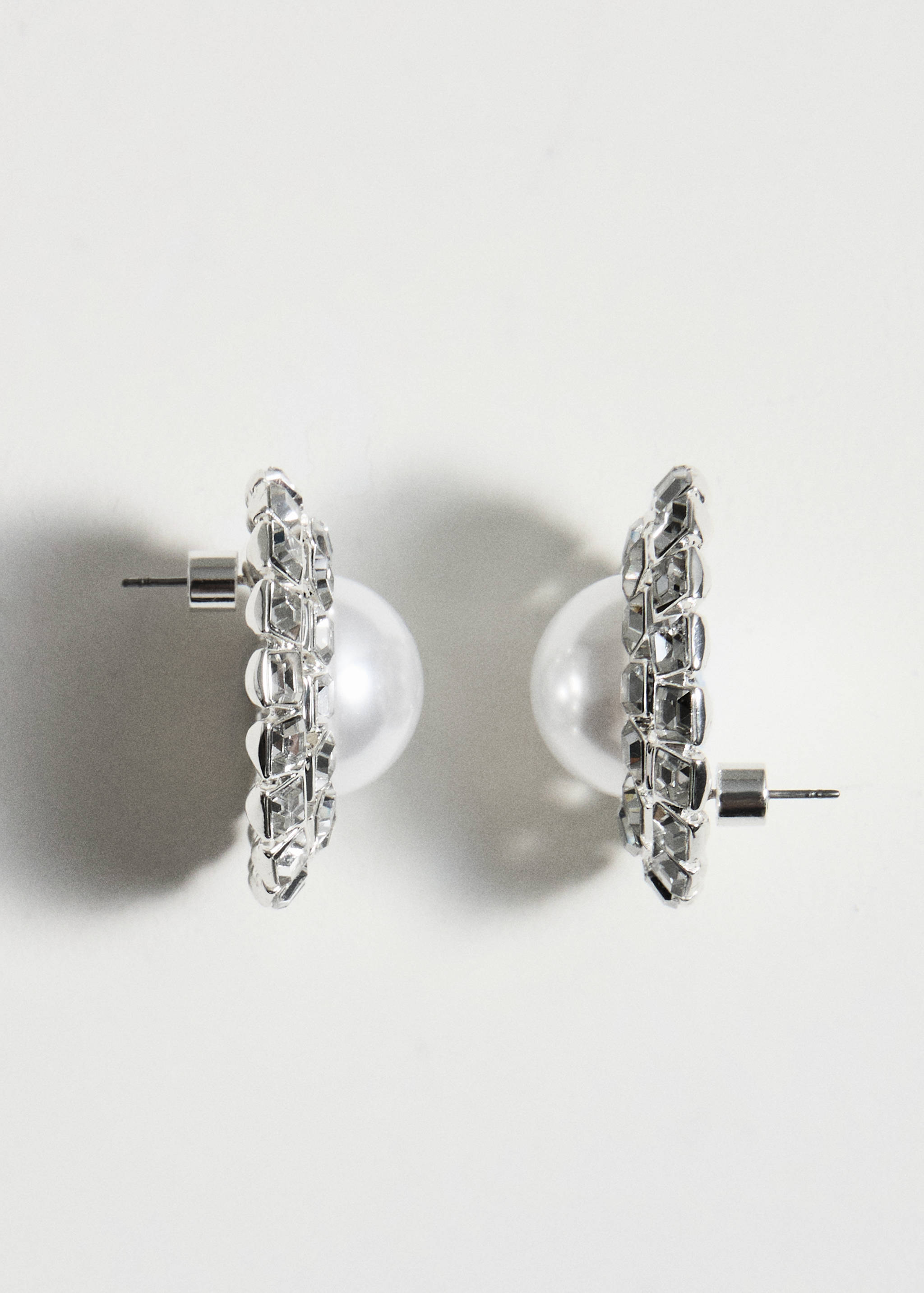 Combined pearl earrings - Details of the article 5