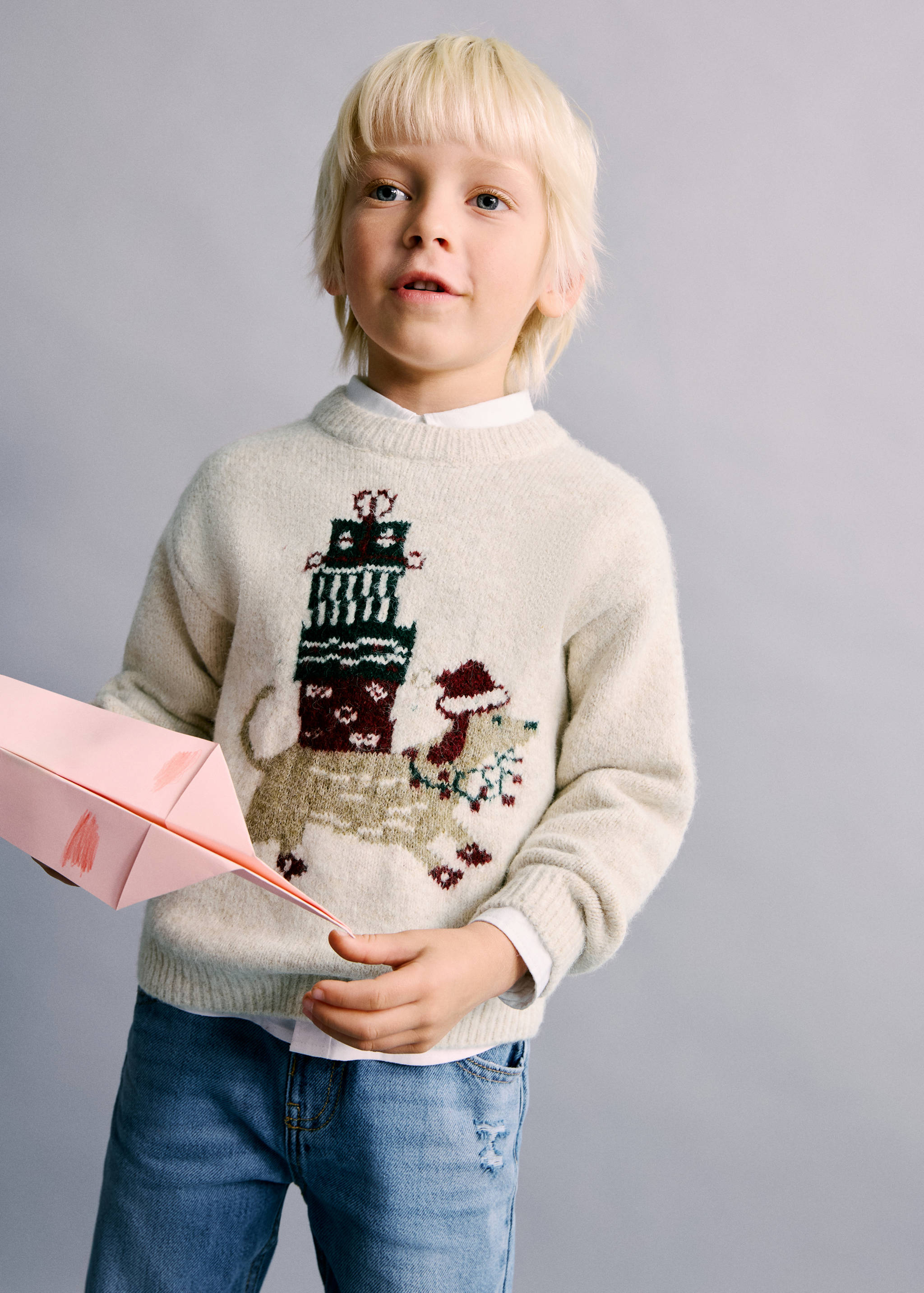 Božićni pulover s vezom - Prikaz srednjeg dijela