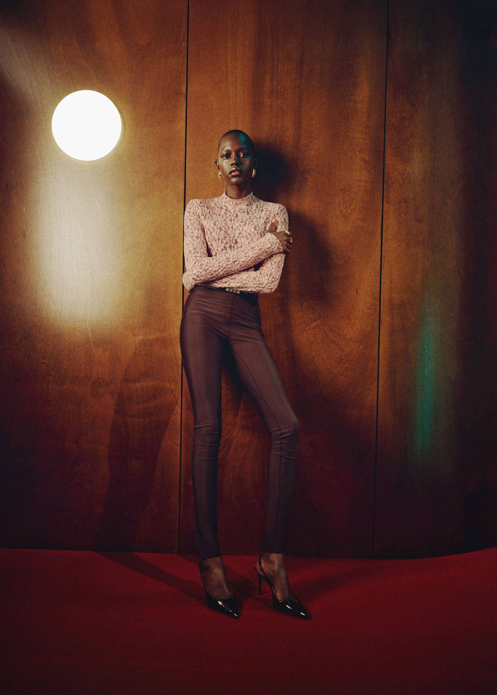 T-shirt de renda com gola perkins - Plano geral