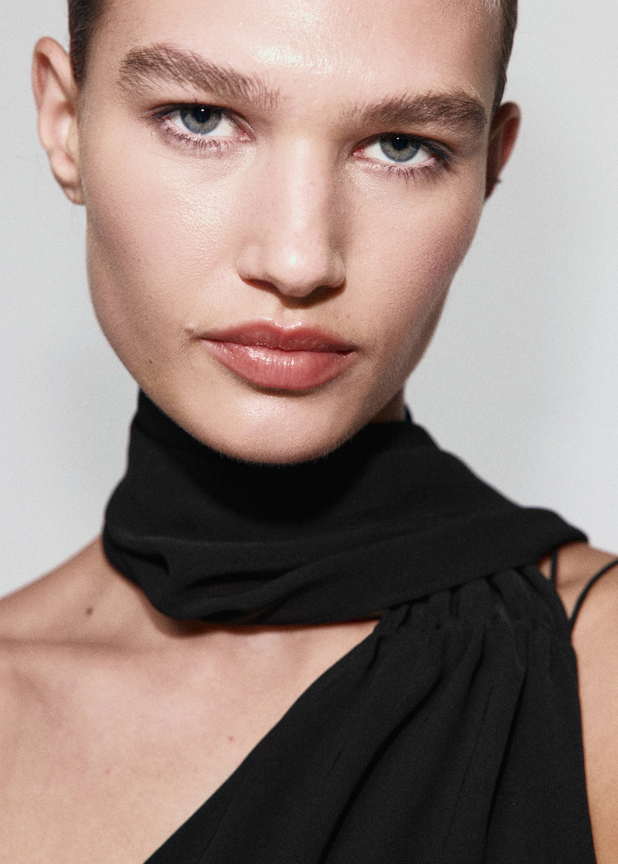 Asymmetrical dress with scarf - Details of the article 1