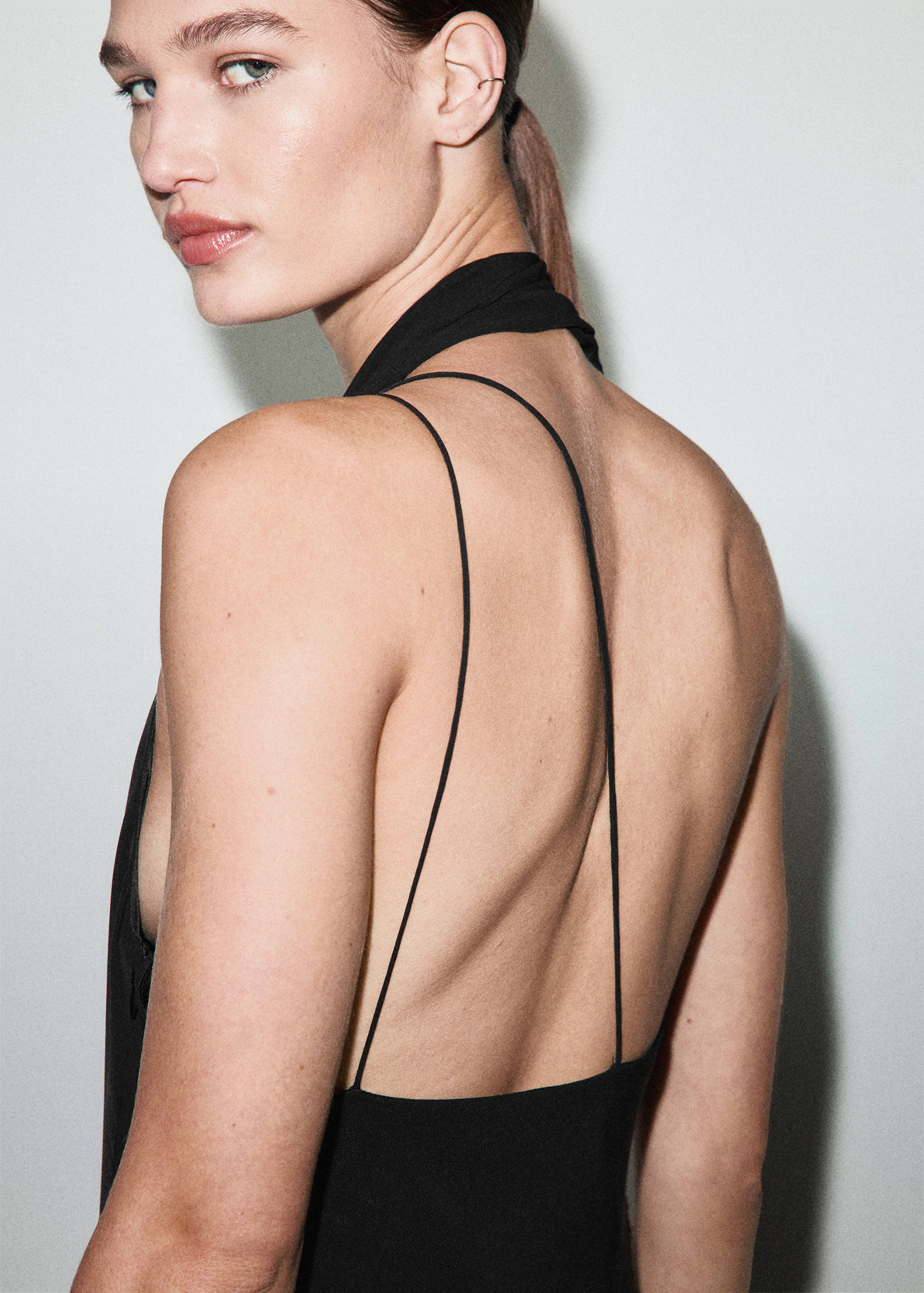 Asymmetrical dress with scarf - Details of the article 6