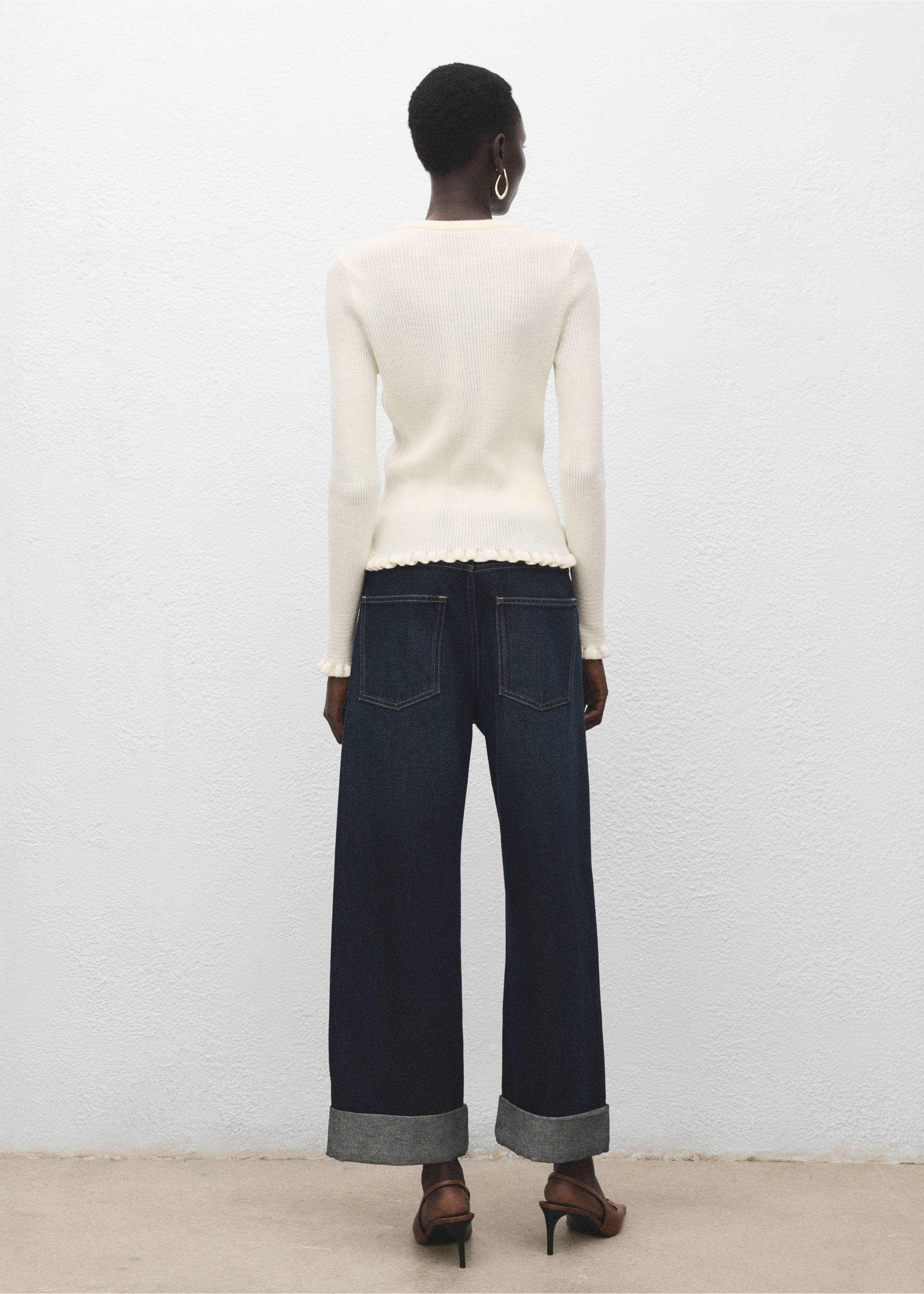 Scalloped edges cardigan - Reverse of the article, Ecru. Ref: 17019122-00.