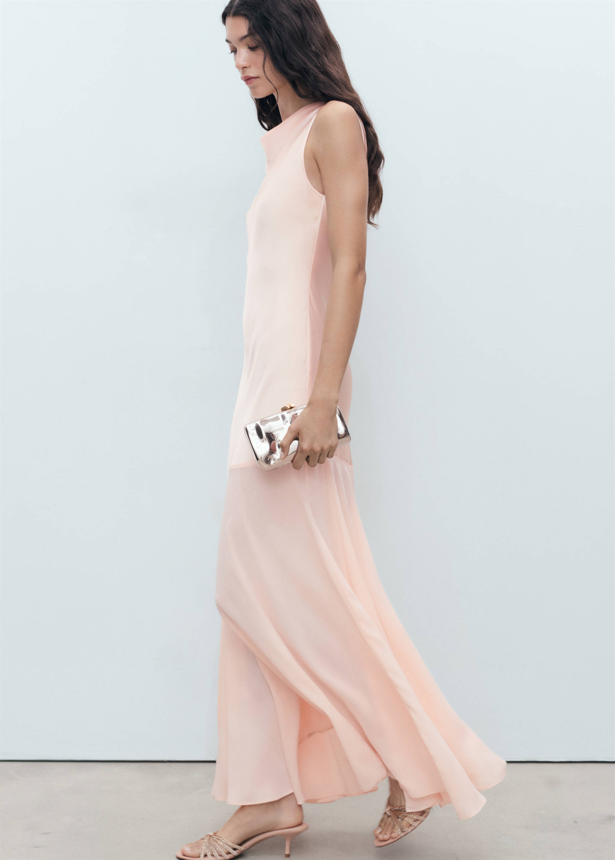 Combined dress with asymmetrical cut - Details of the article 2