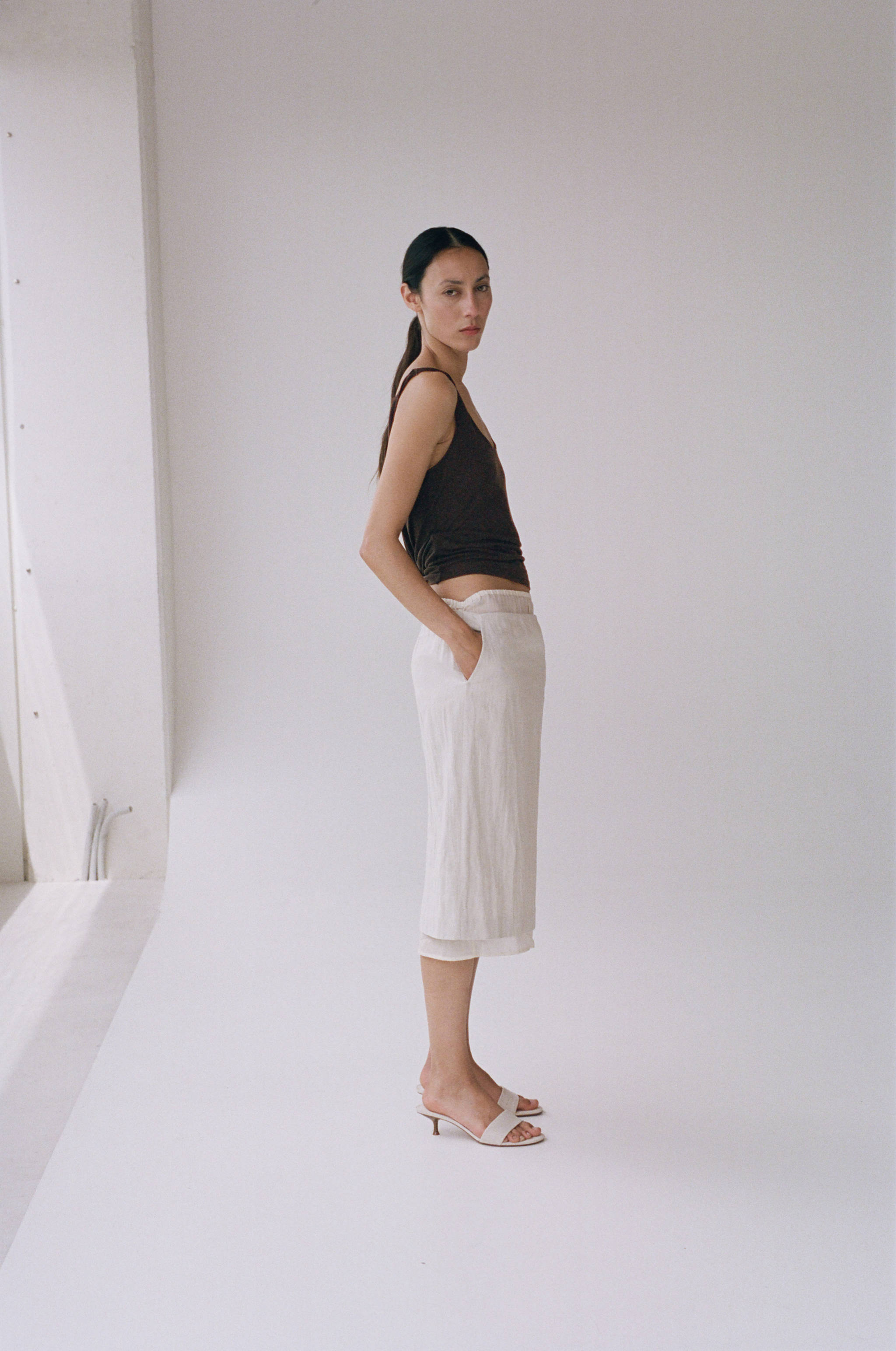 Kitten heel sandals - General plane