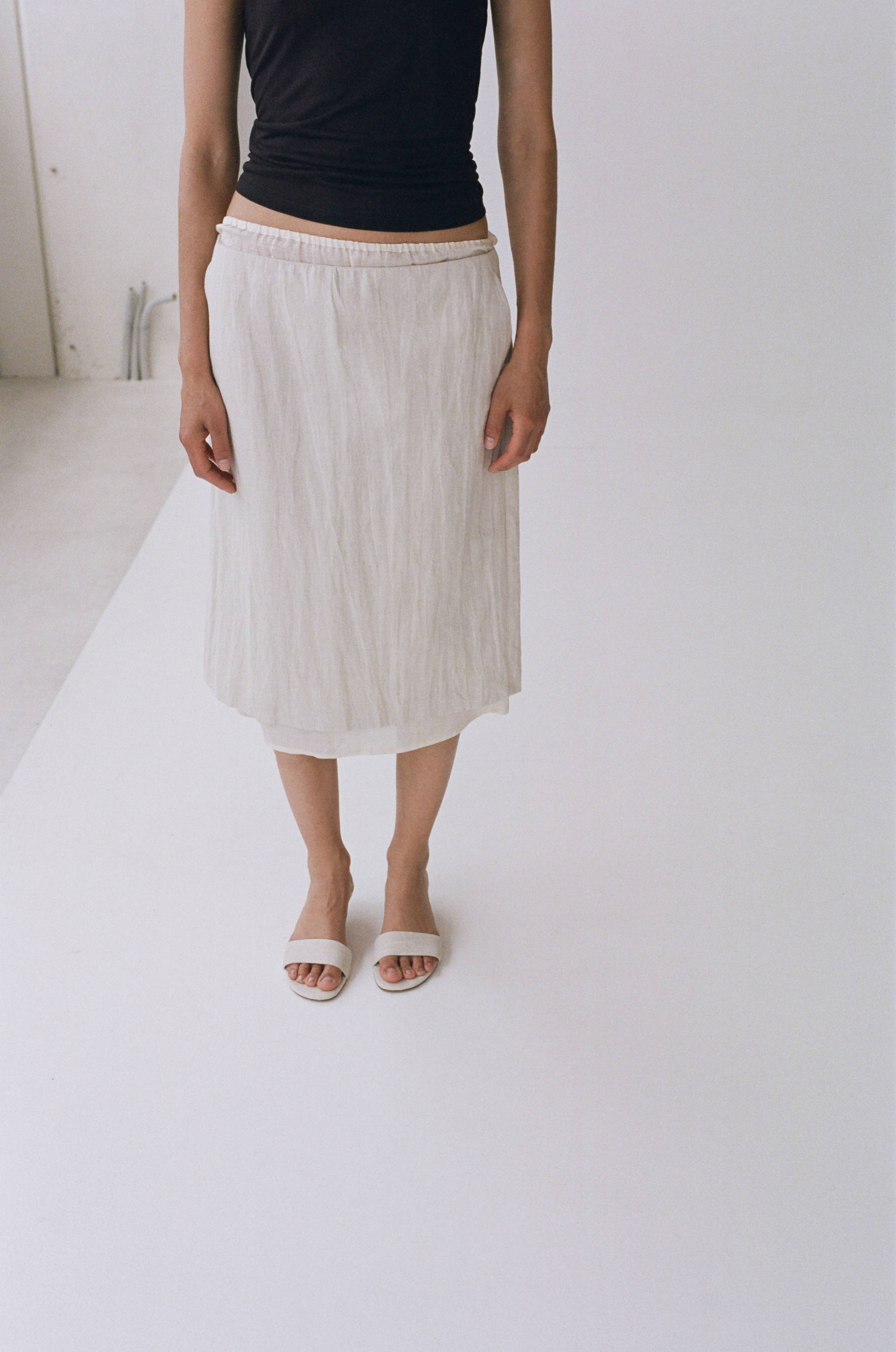 Kitten heel sandals - Details of the article 9