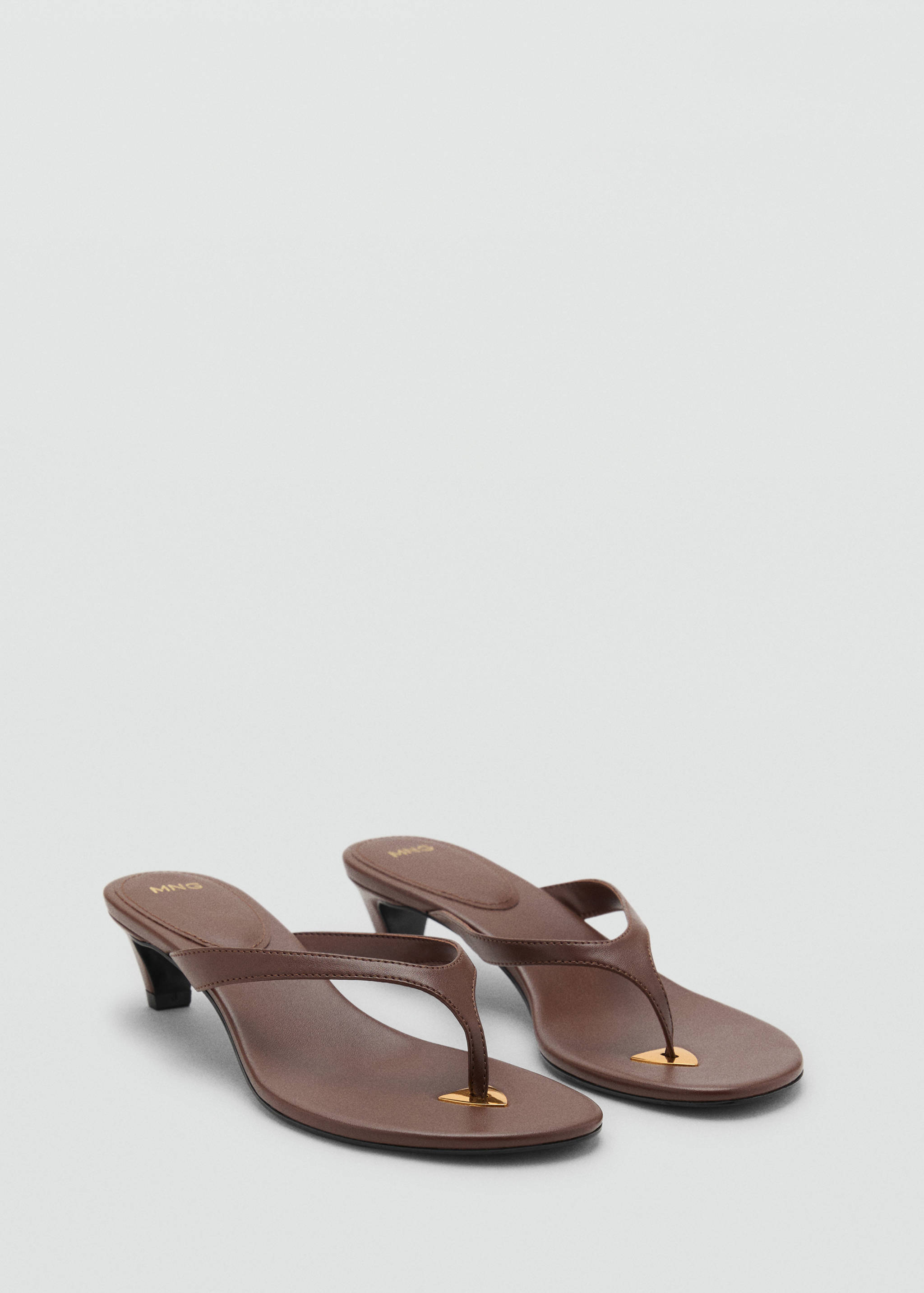 Heeled sandals with metallic detail - Medium plane