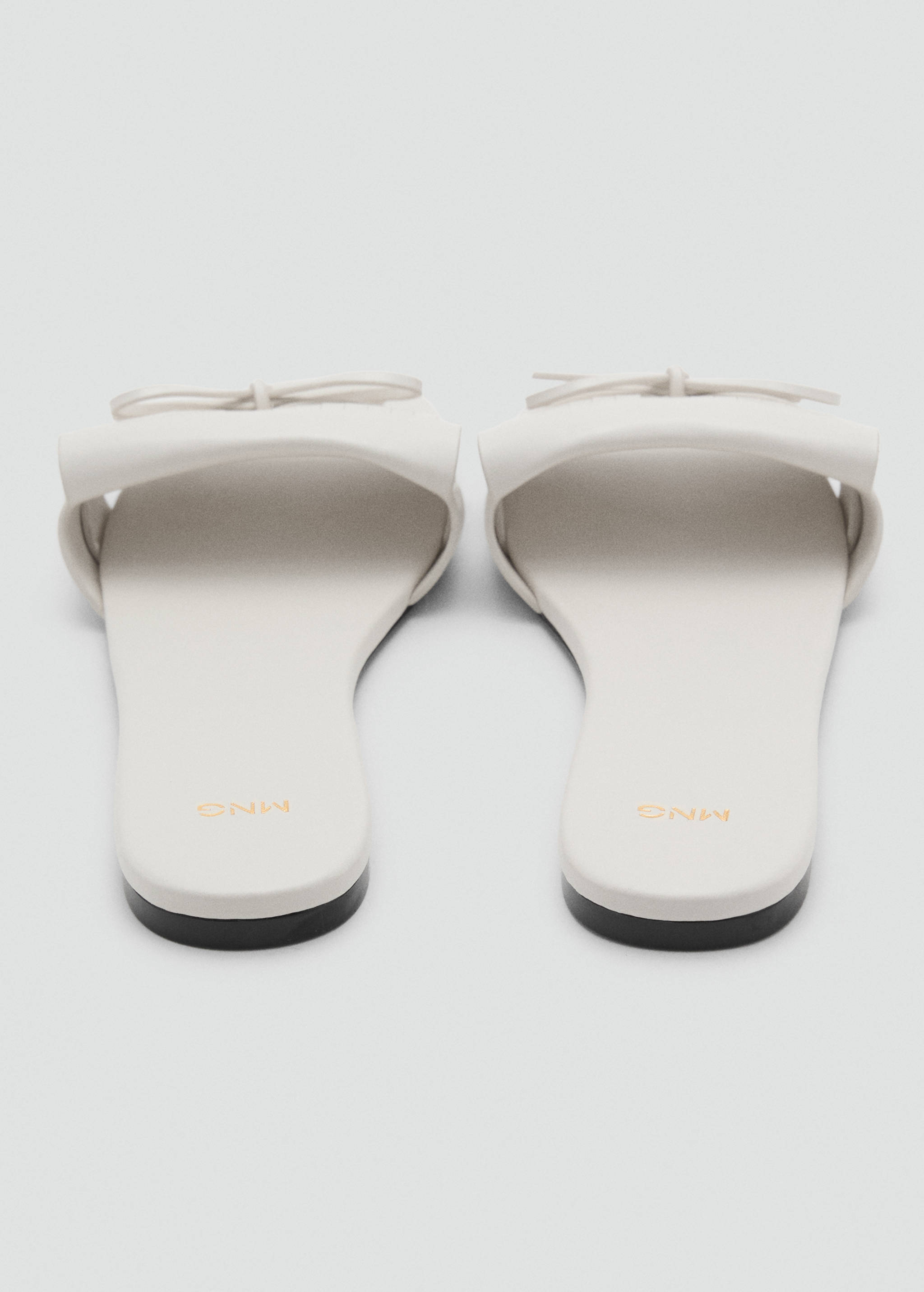 Fringed sandals with bow detail - Details of the article 1