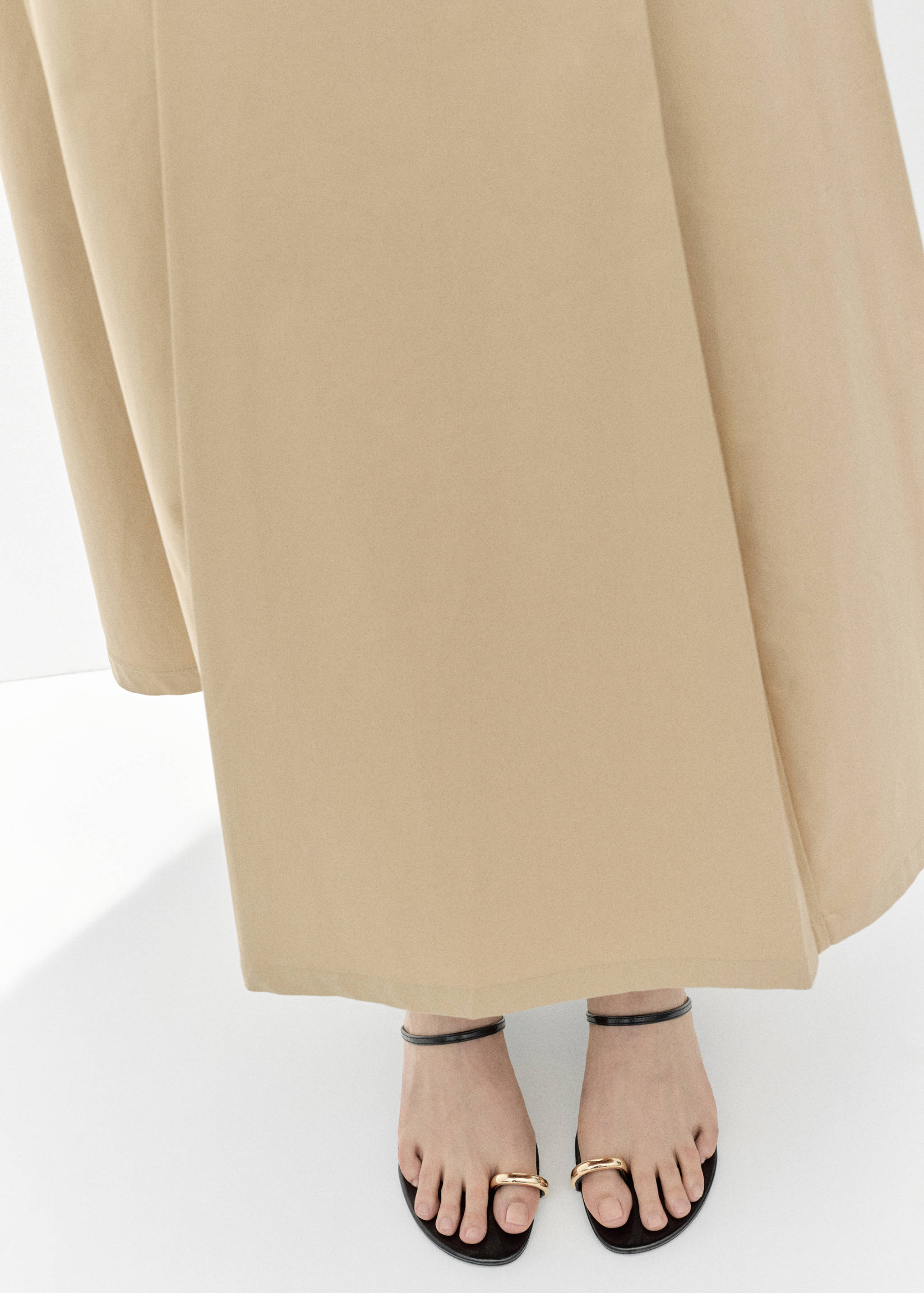 Heeled sandals with metallic detail - Details of the article 9