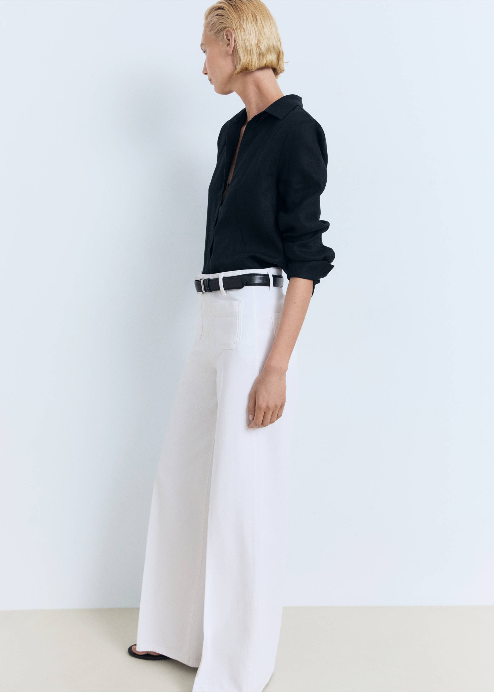 High-waisted wide leg jeans with pockets - Details of the article 6, White. Ref: 17021188-00.