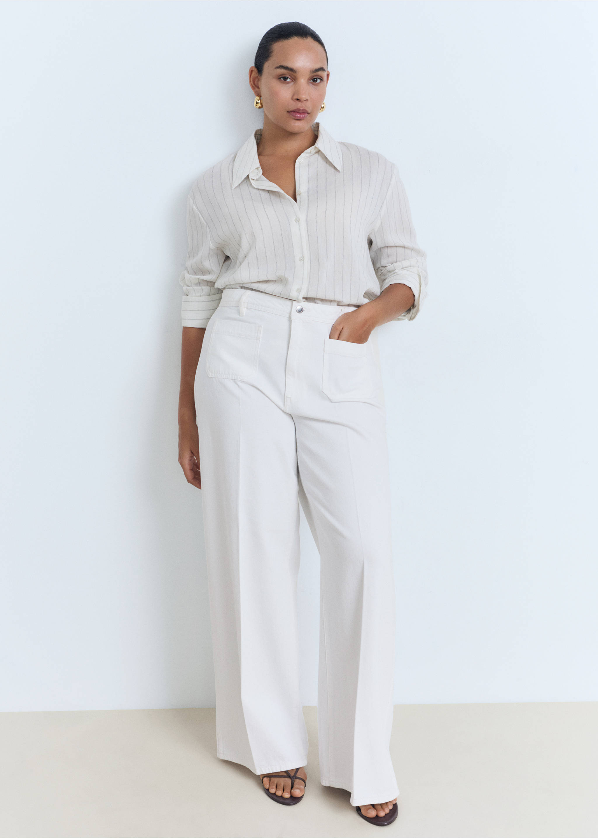 High-waisted wide leg jeans with pockets - Details of the article 3, White. Ref: 17021188-00.