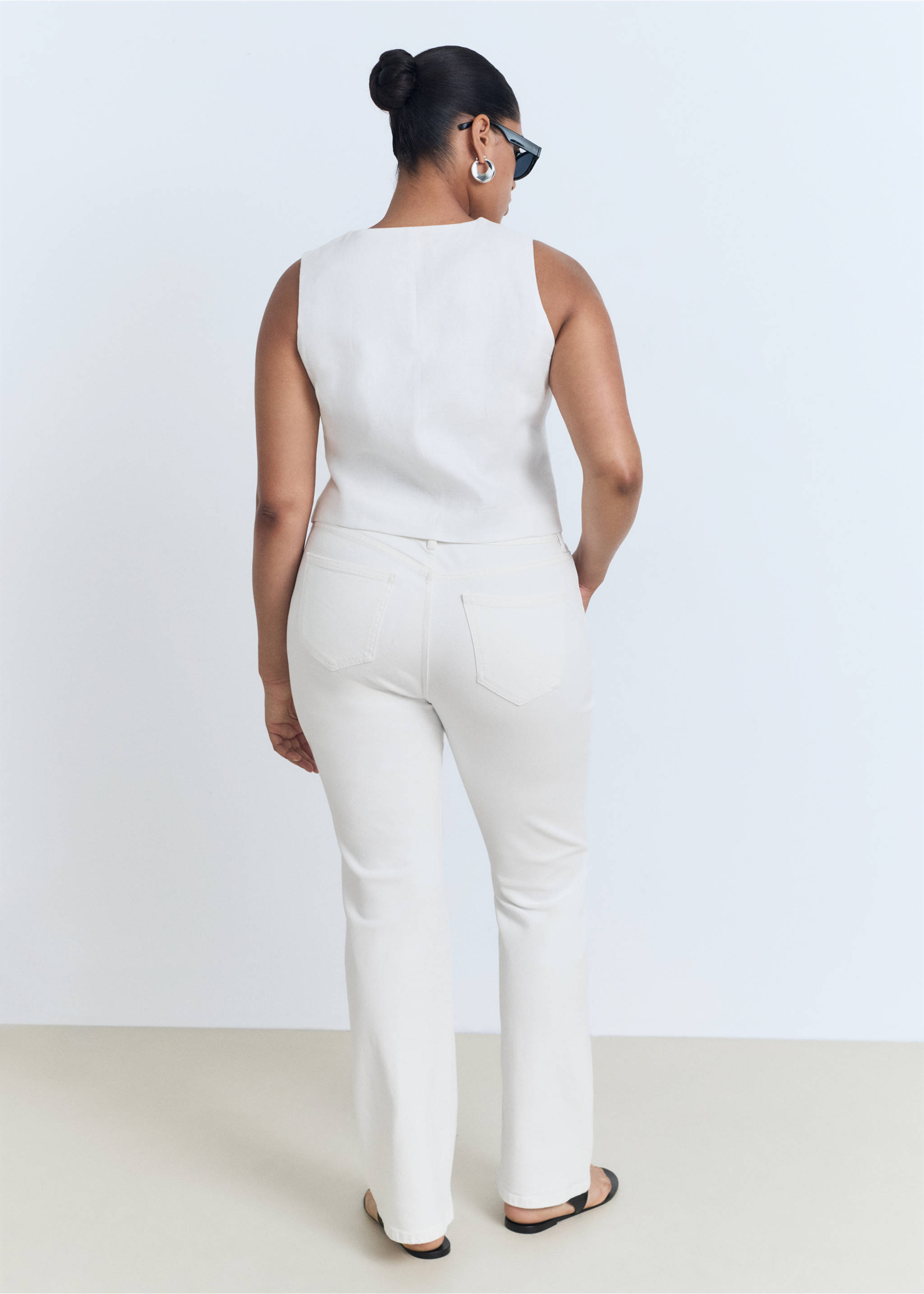 Fiona flared mid-rise jeans - Details of the article 4, White. Ref: 17021189-00.