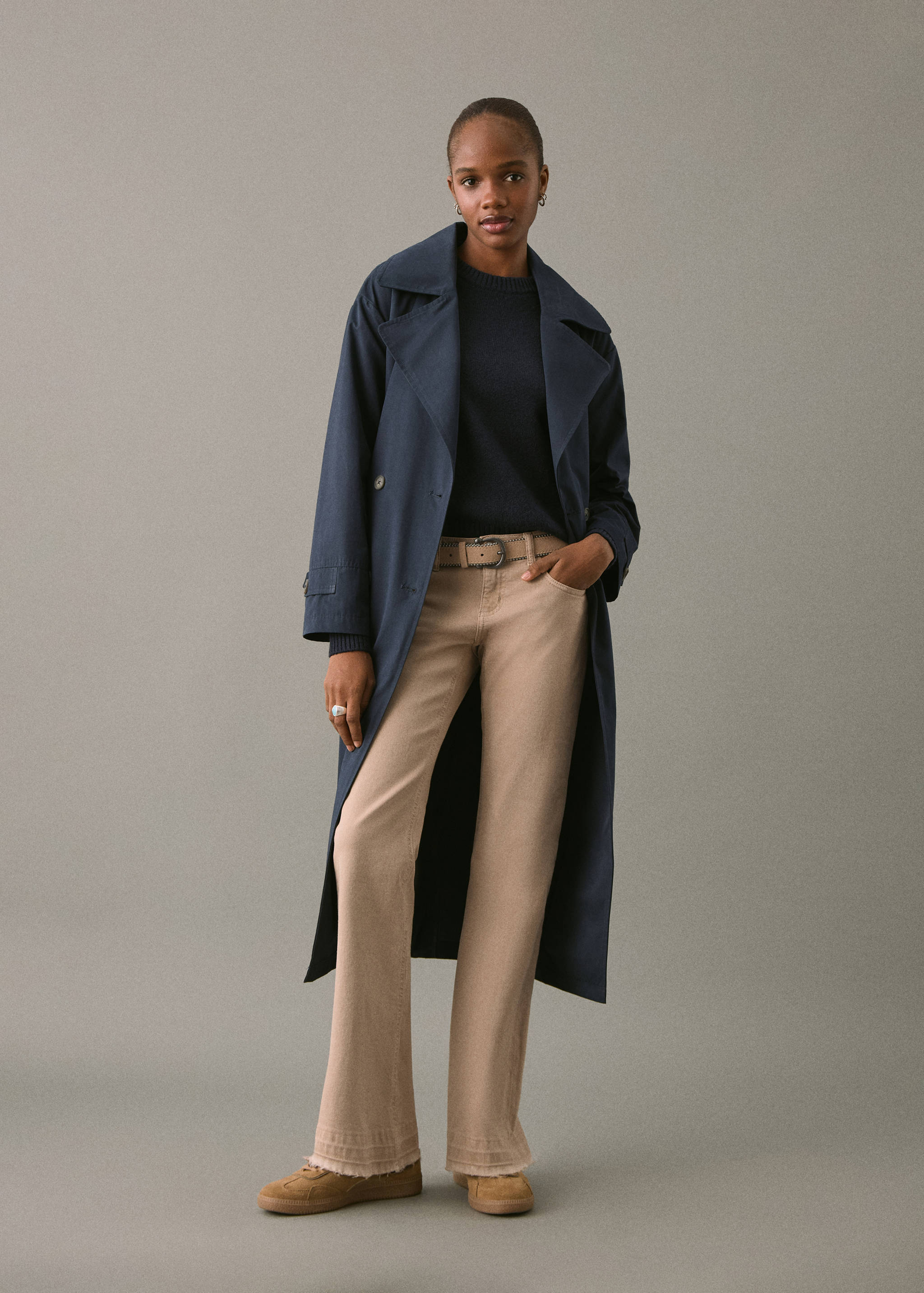 Calças de ganga flare de cintura baixa - Plano geral