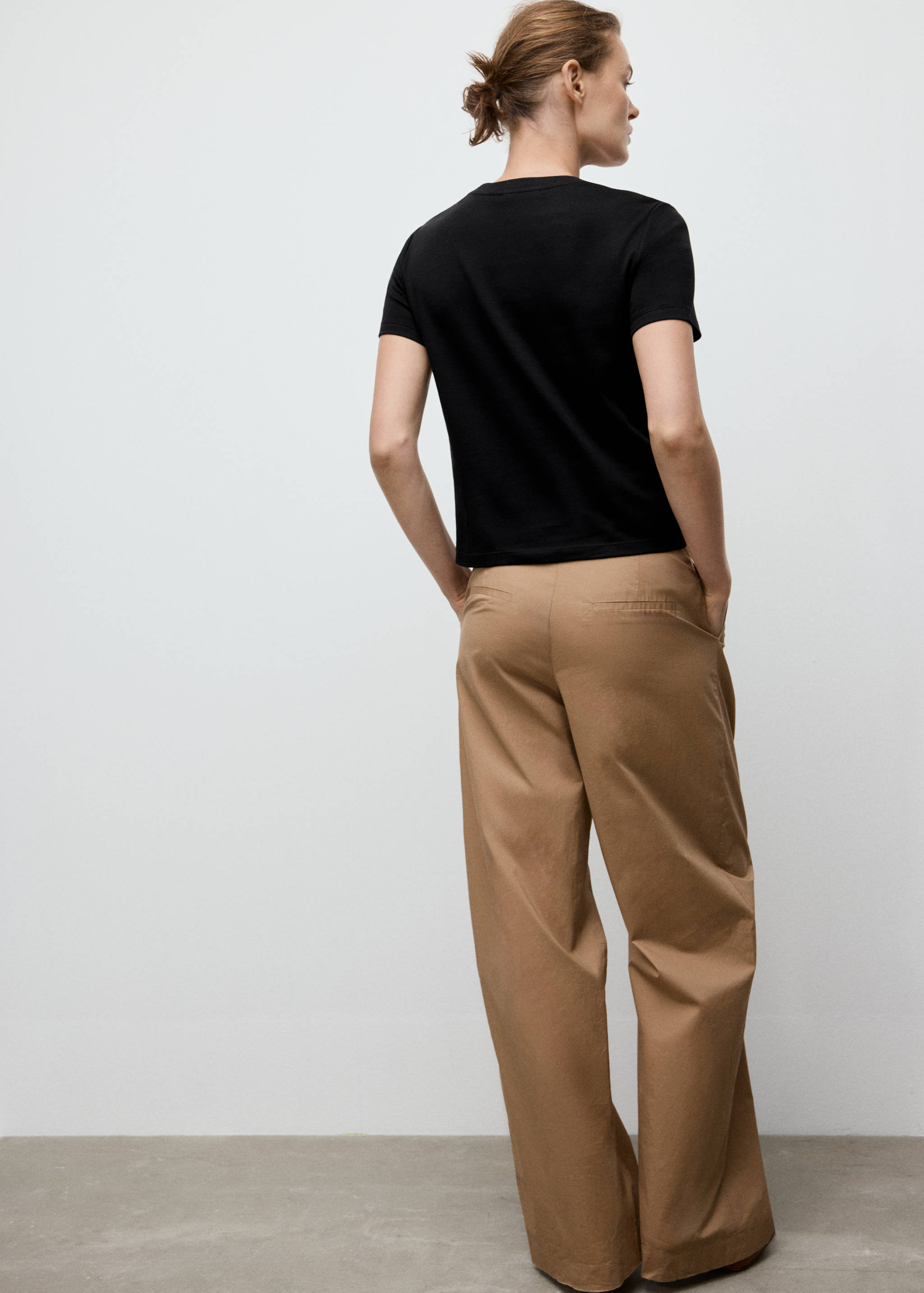 Cotton short-sleeved t-shirt - Reverse of the article