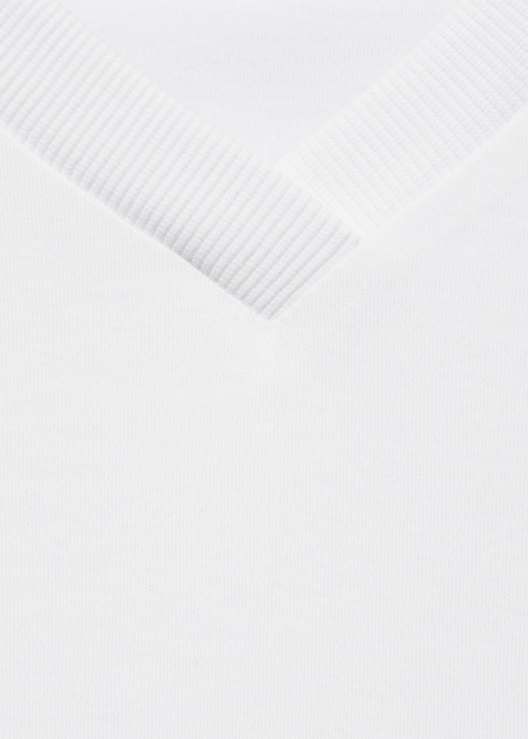 V-neck cotton T-shirt - Details of the article 8