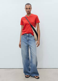 V-neck cotton T-shirt — Red 2