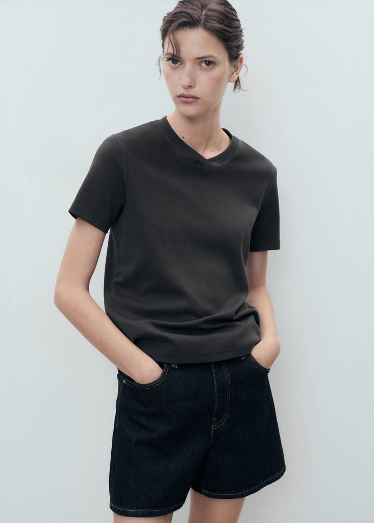 V-neck cotton T-shirt — Black