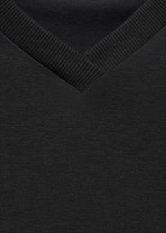 V-neck cotton T-shirt — Black 9