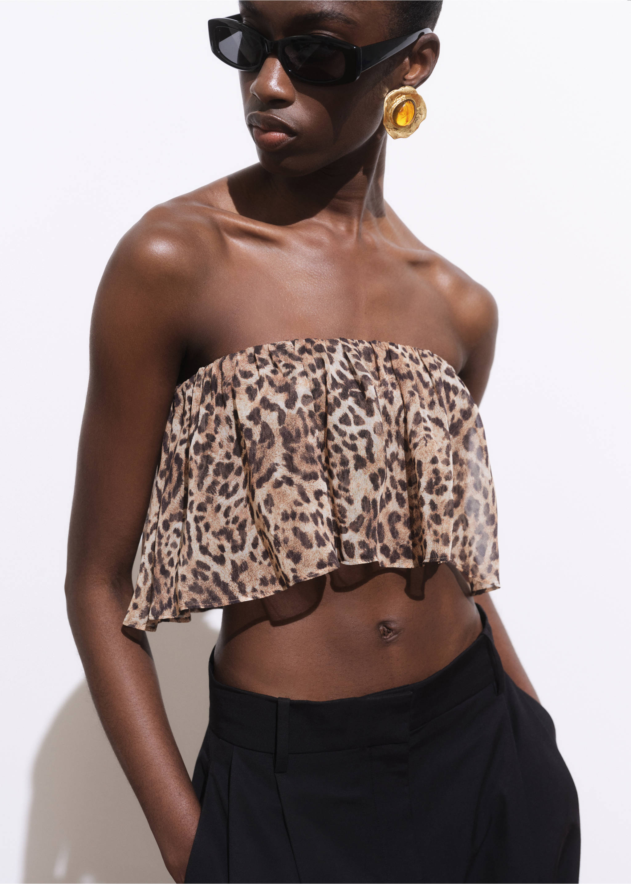 Pendientes resina combinados textura - Detalle del artículo 9, Oro. Ref: 17021202-00.