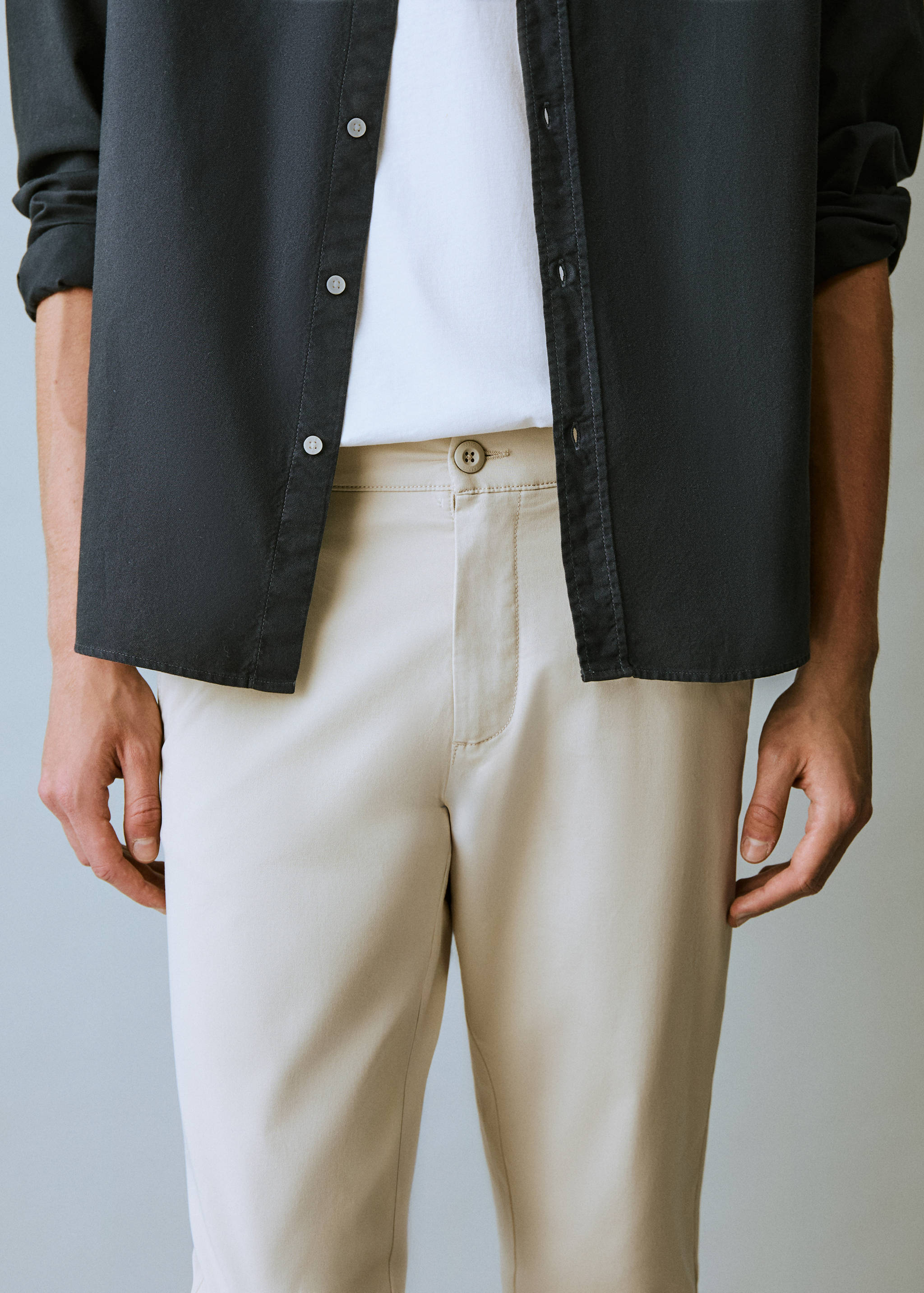 Cotton chinos - Details of the article 1