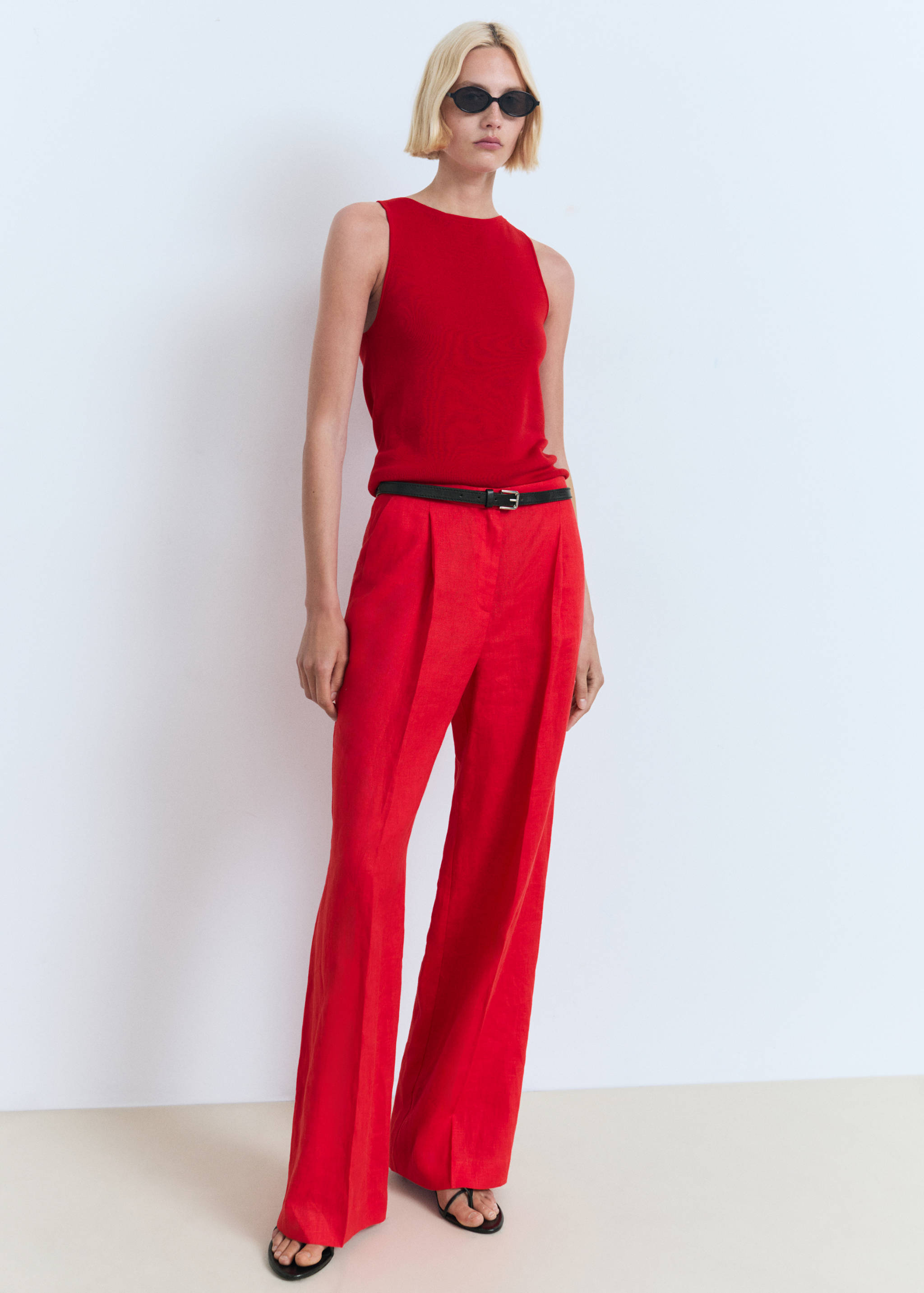 Топ из тонкого трикотажа - Общий план