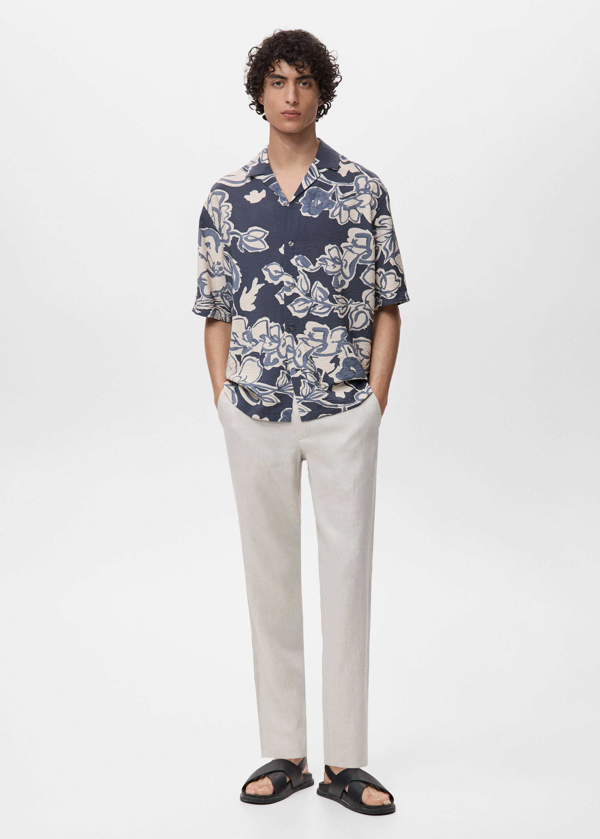 Creased-effect floral shirt - General plane