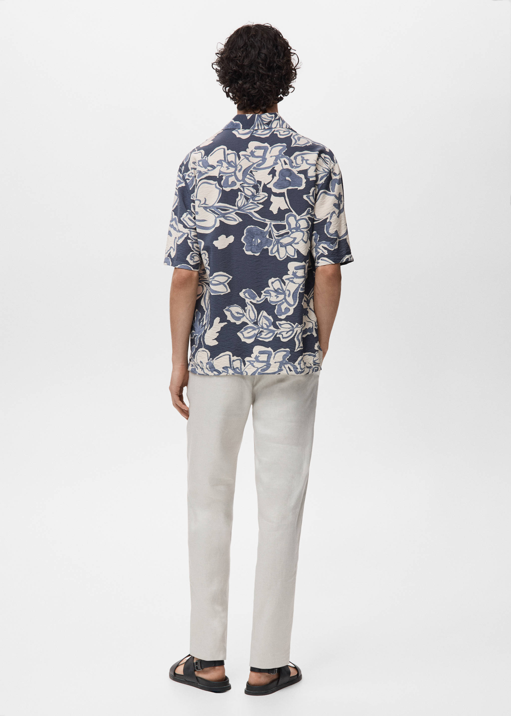 Creased-effect floral shirt - Reverse of the article