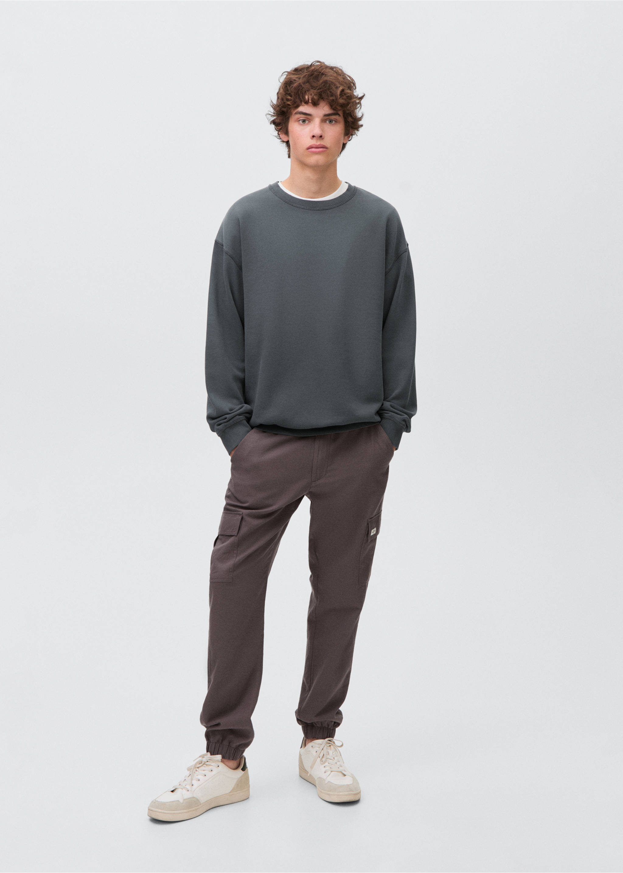 كنزة من القطن - رؤية عامة, فحمي. Ref: 17021239-00.