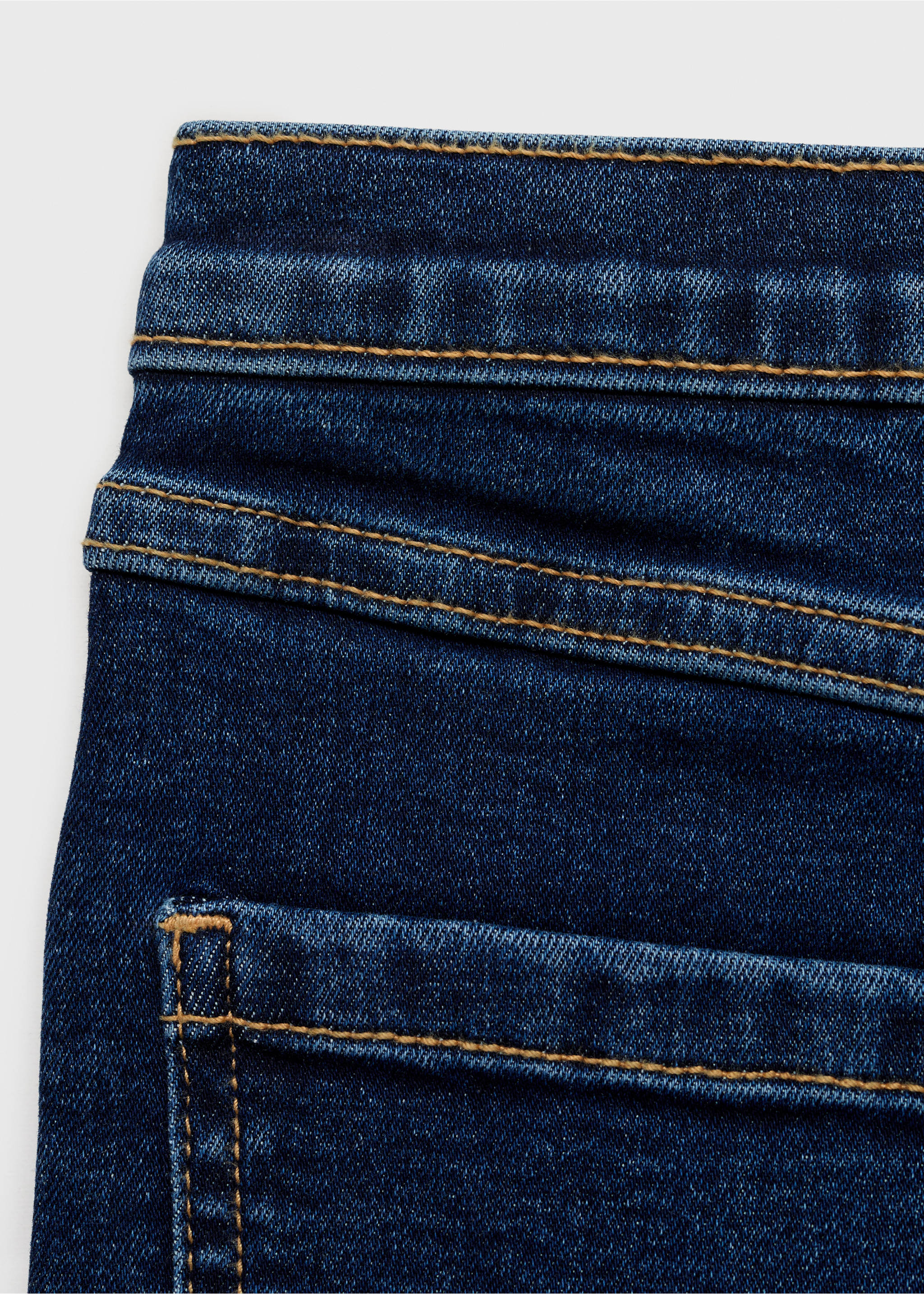 Jeans flare bajo deshilachado - Detalle del artículo 0, Azul oscuro. Ref: 17021246-00.