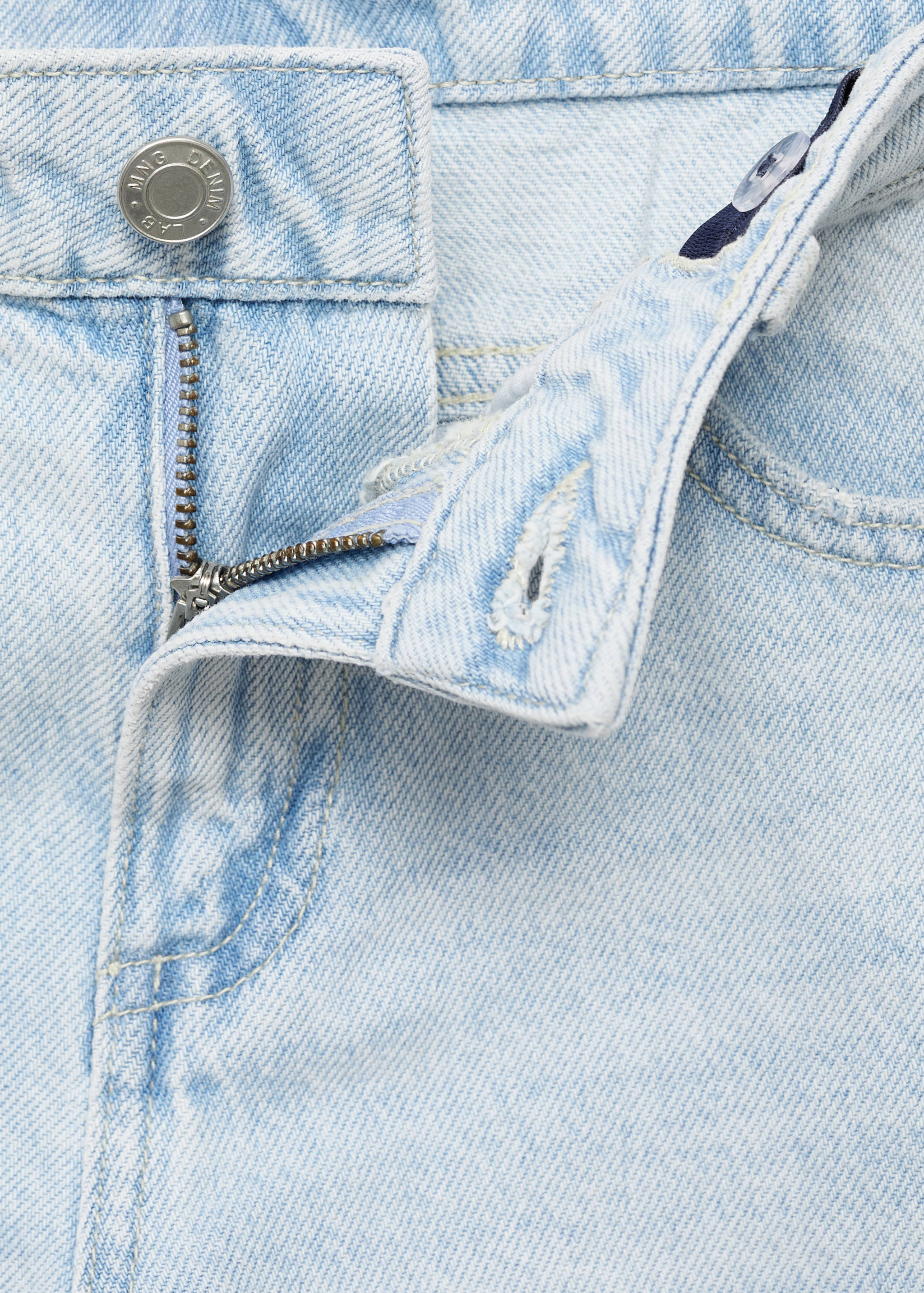 Wide leg jeans with turned-up hem - Details of the article 8