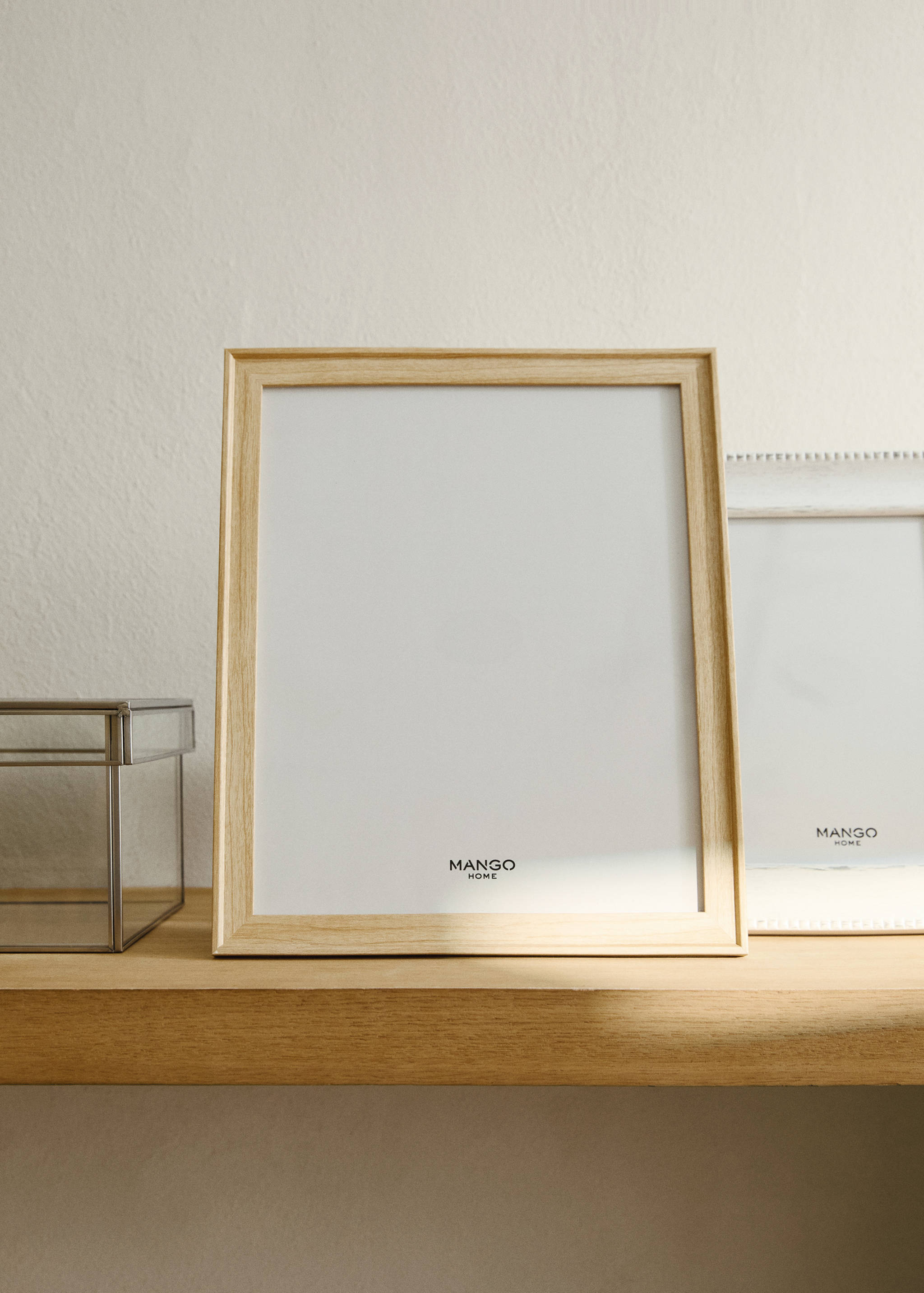 Nagy fa hatású dombormintás képkeret - Általános sík