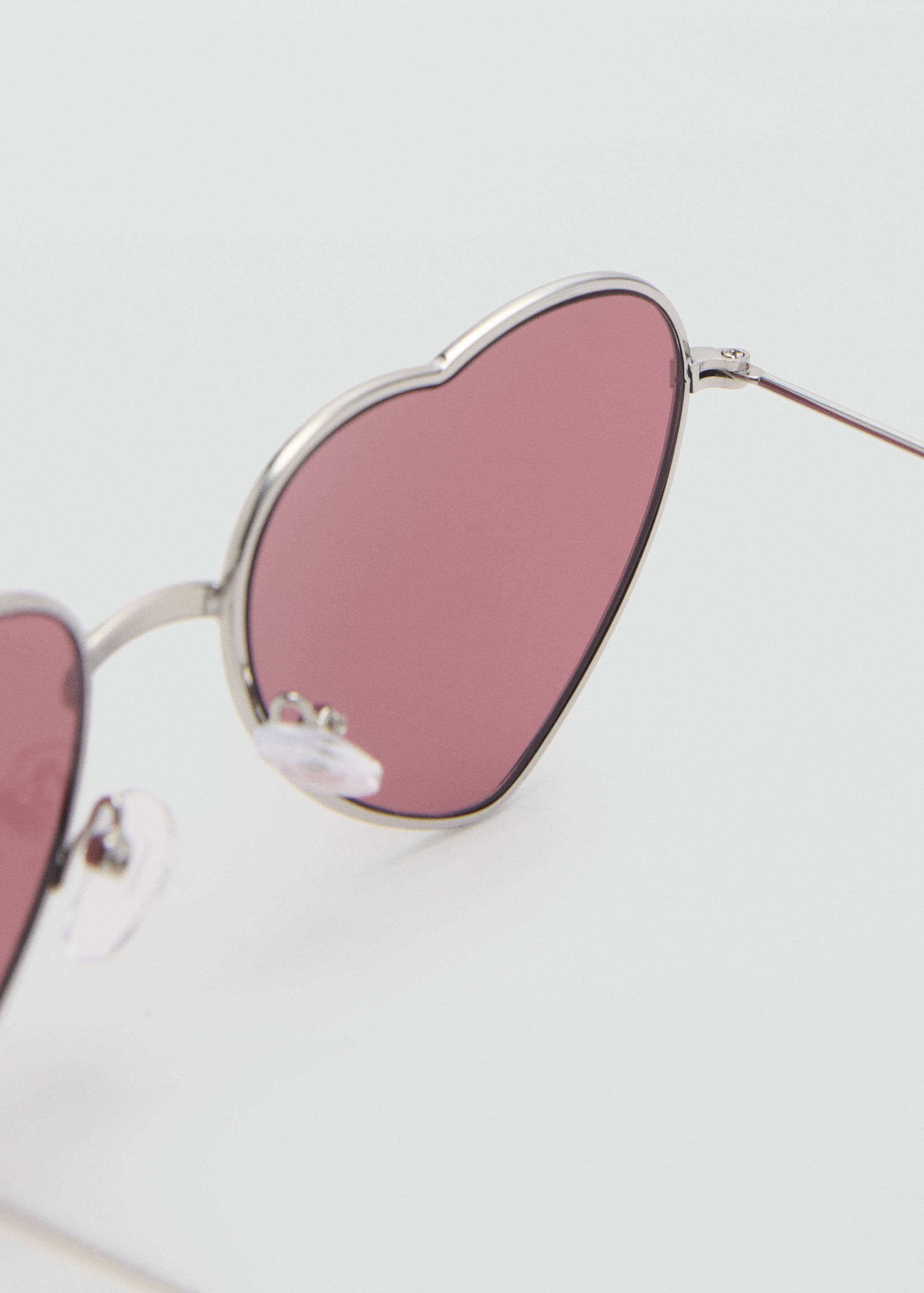 Heart-shape sunglasses - Details of the article 1