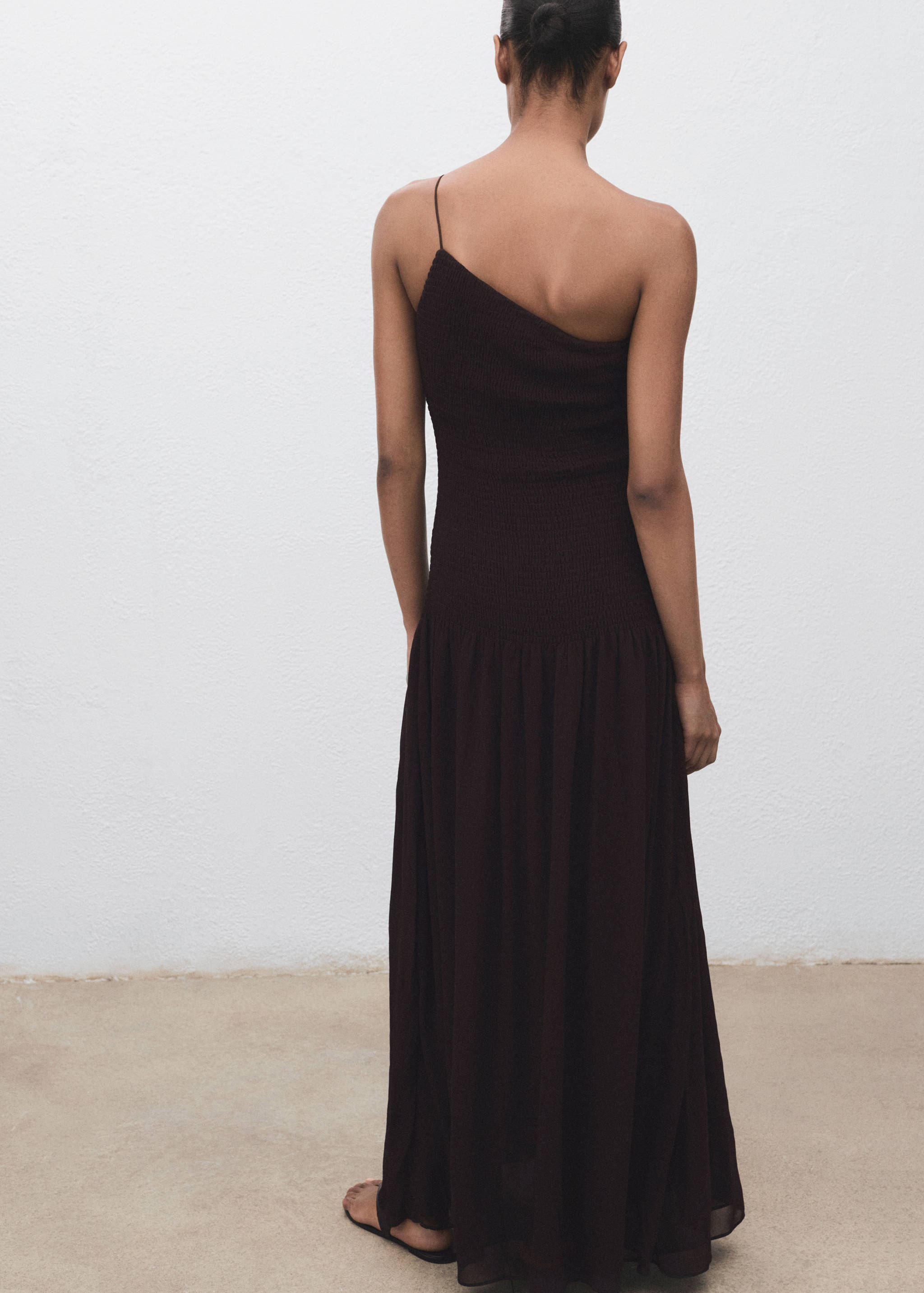 Asymmetrical dress with gathered body - Reverse of the article