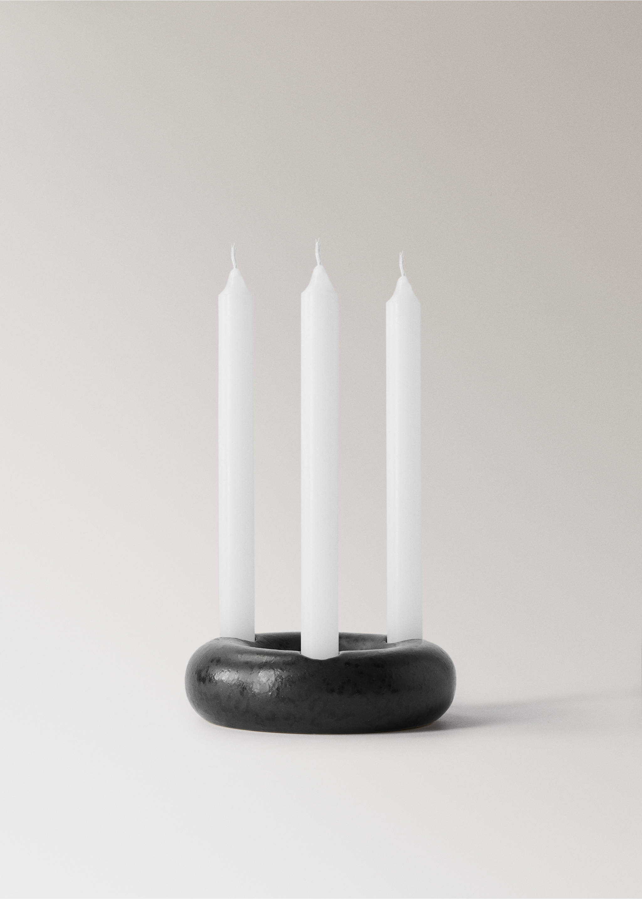 Round stoneware chandelier - Details of the article 3, Black. Ref: 17021533-00.