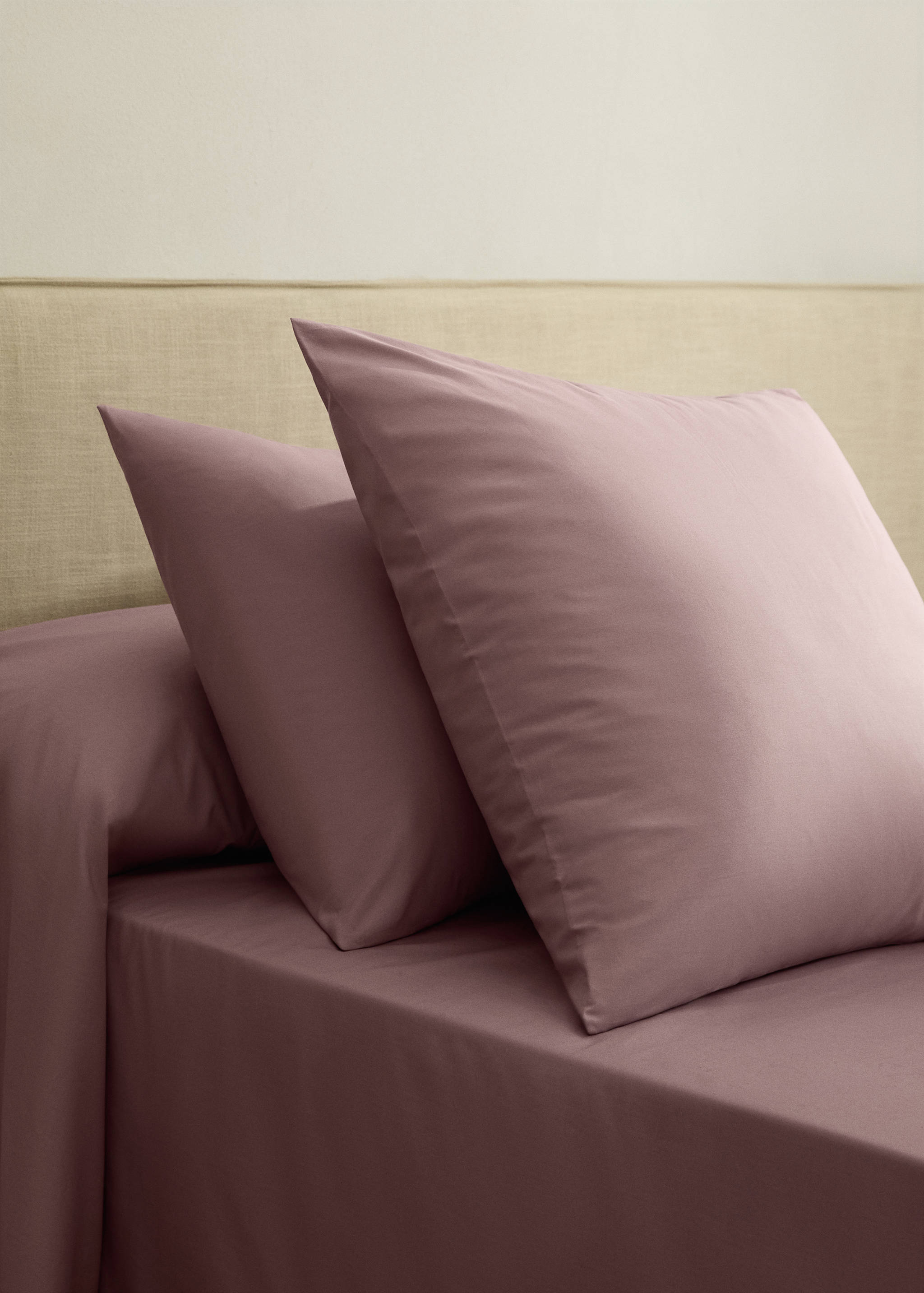 Two cotton percale pillowcases 50x75cm - General plane
